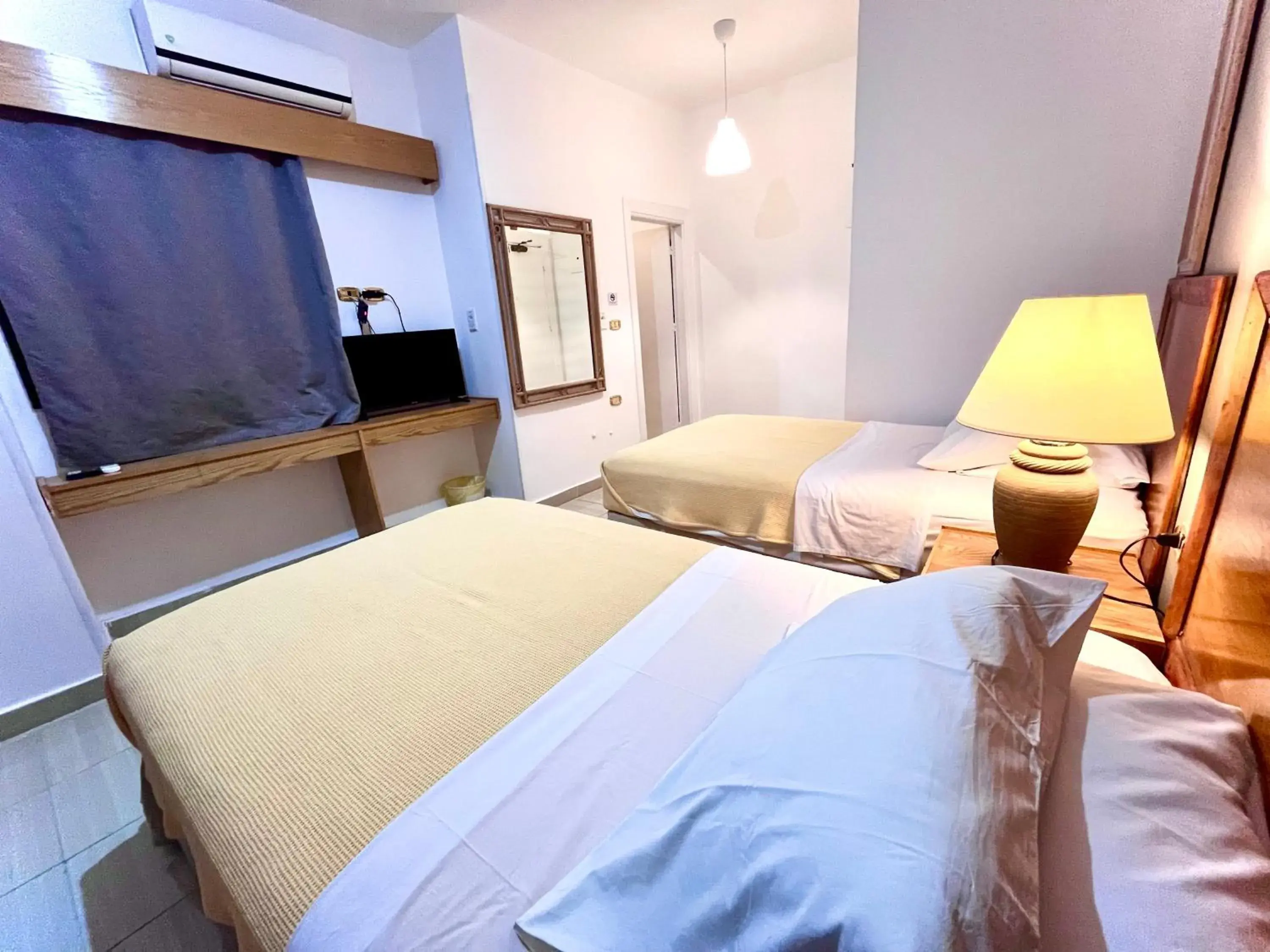 Single Room with Private Bathroom - single occupancy in Masaya Hurghada Single Room with Private Bathroom - single occupancy in Masaya Hurghada