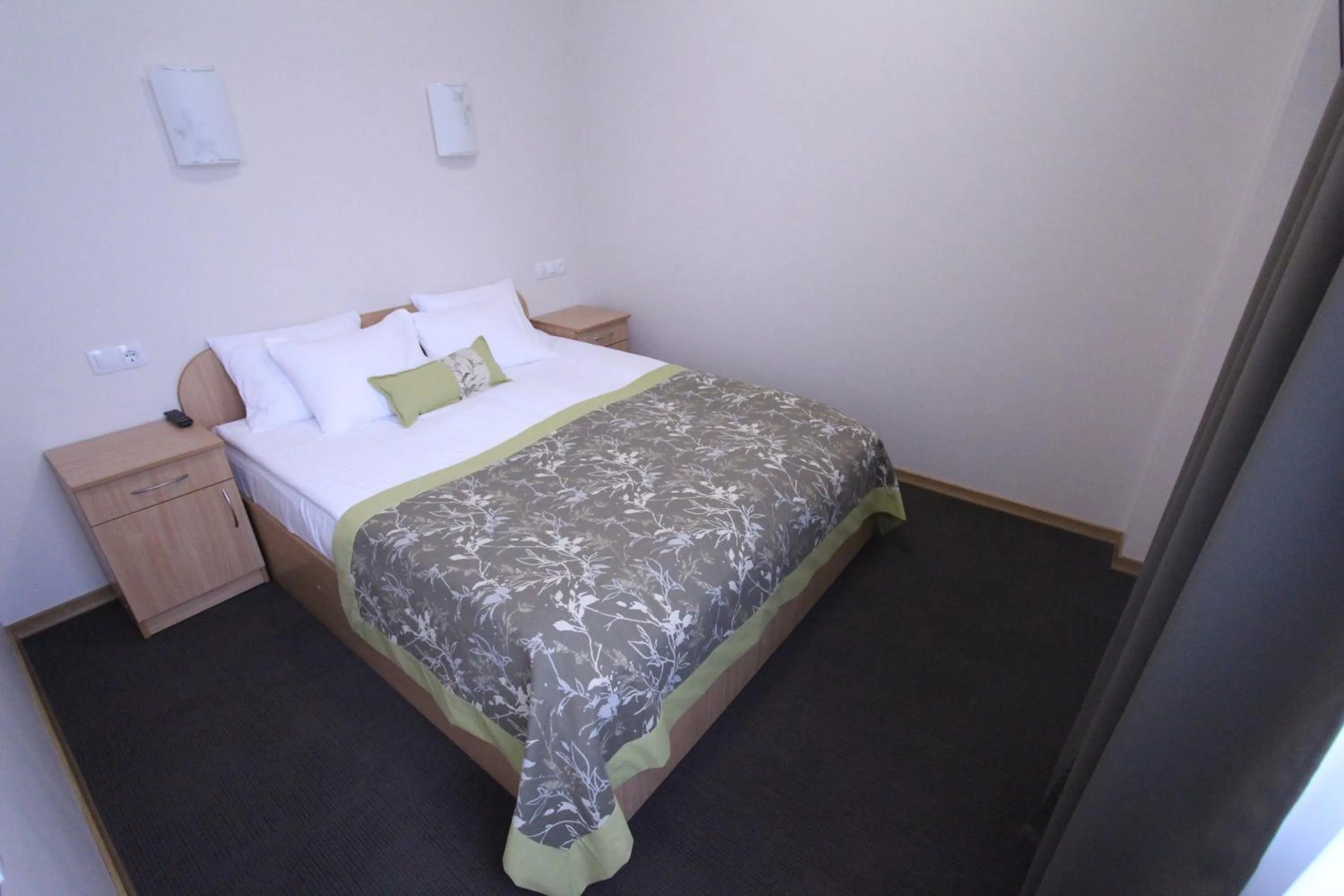 Bedroom, Bed in Sports Hotel