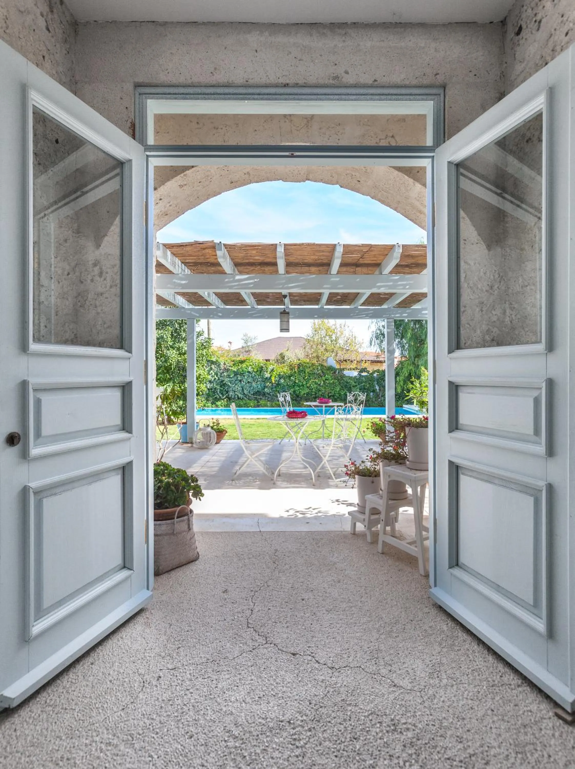 Decorative detail in Alura Hotel