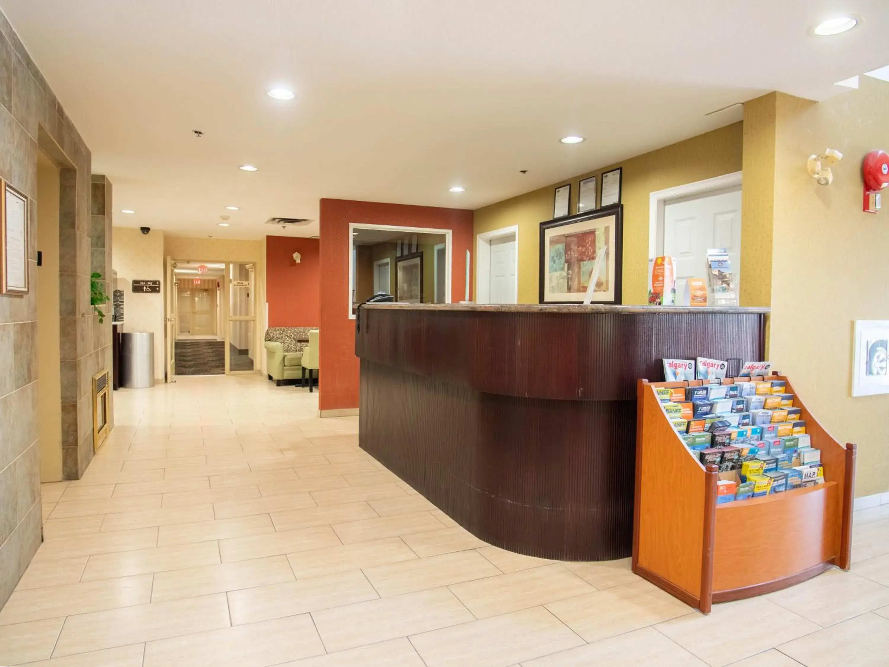 Lobby or reception in Pacific Inn & Suites Kamloops Lobby or reception in Pacific Inn & Suites Kamloops