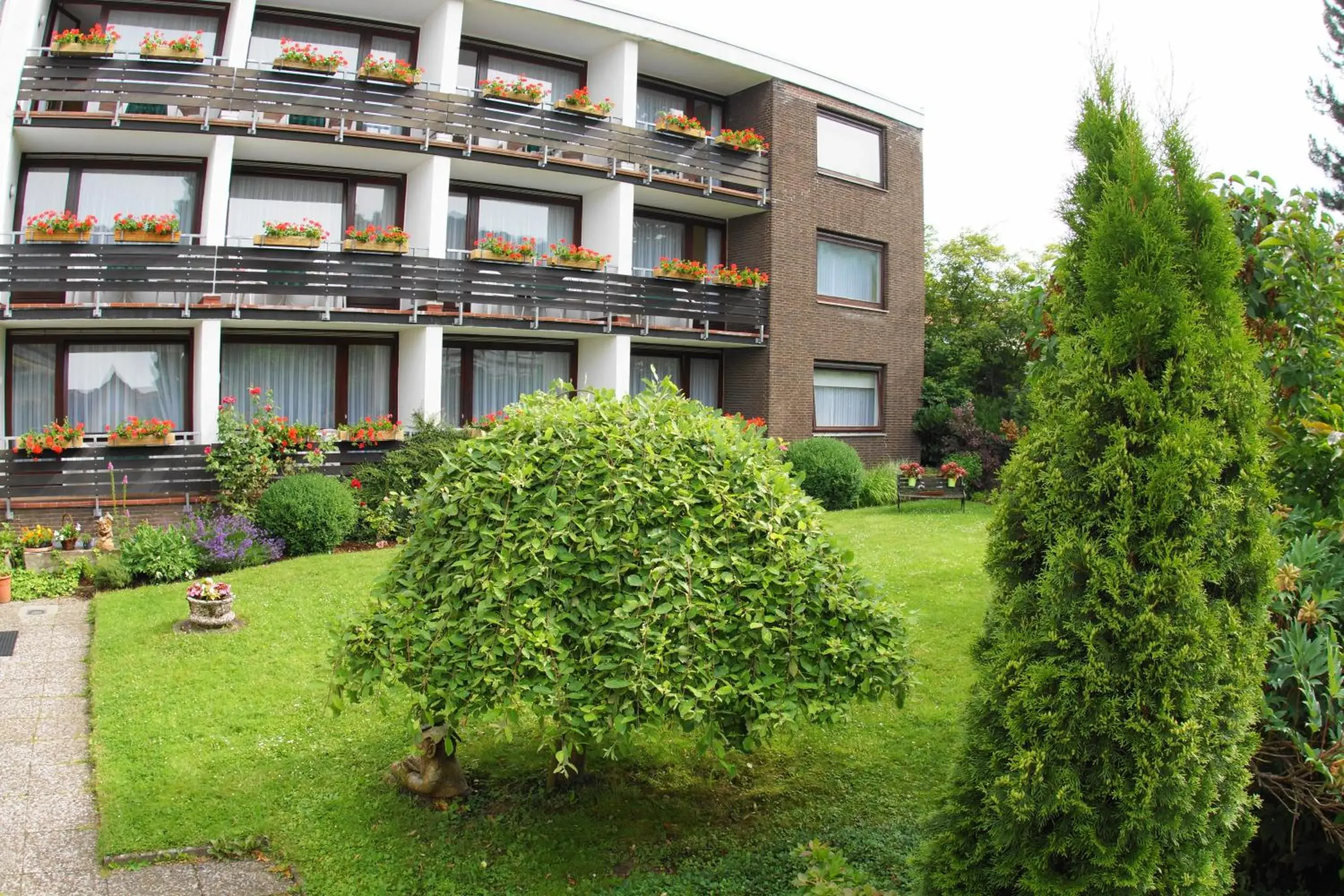 Garden, Property Building in Hotel Riemann