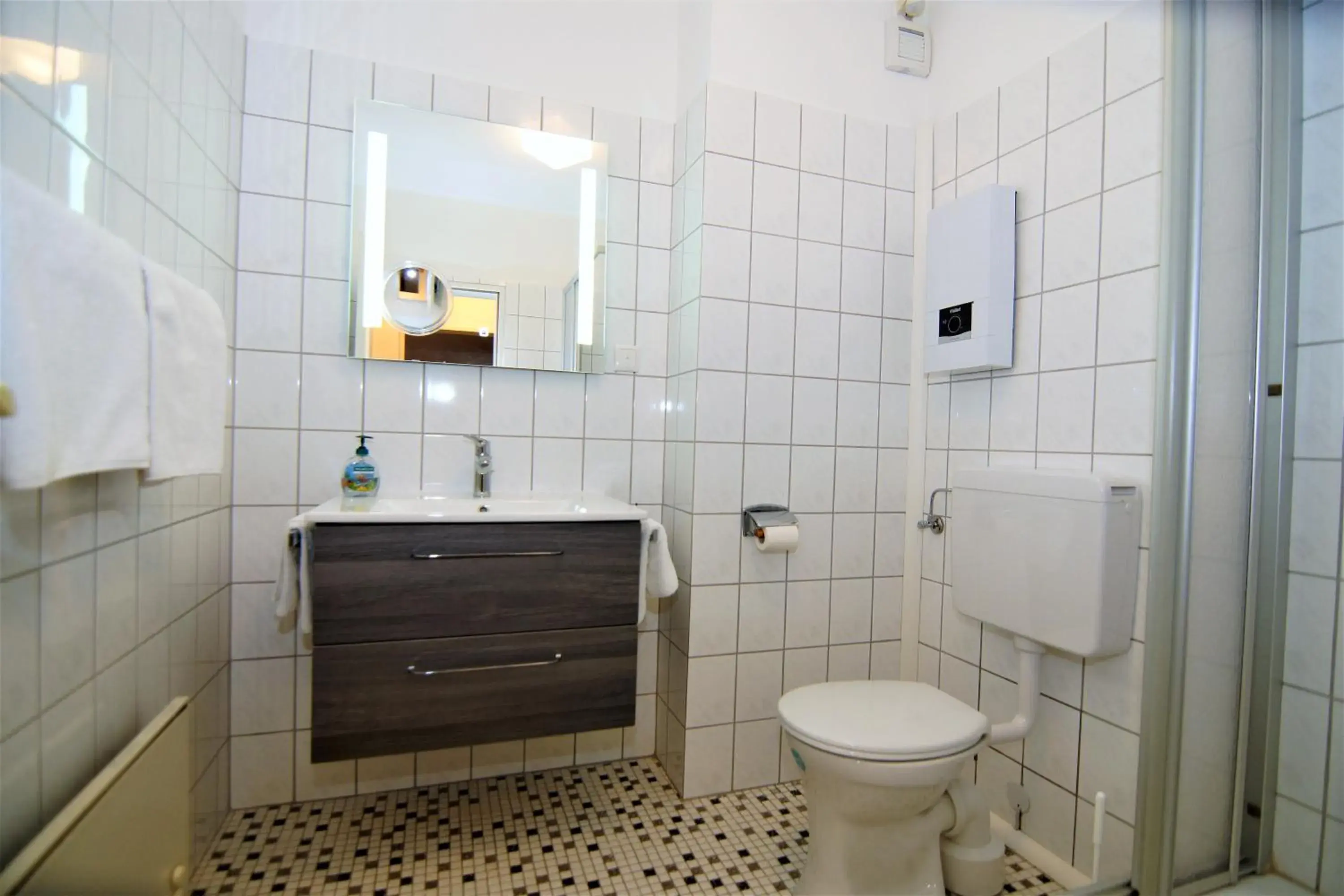 Bathroom in Hotel Riemann