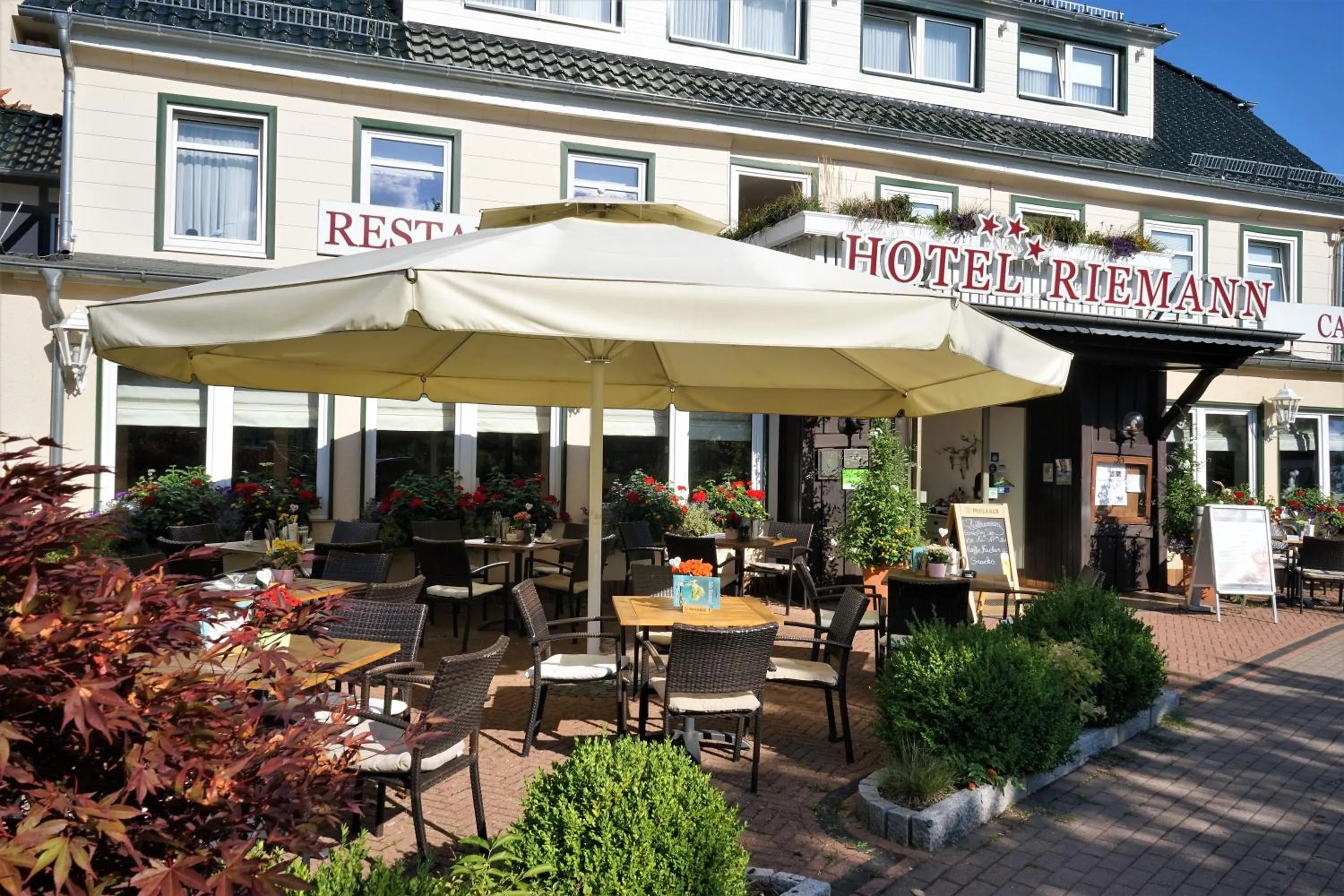 Property building in Komforthotel & Restaurant Riemann