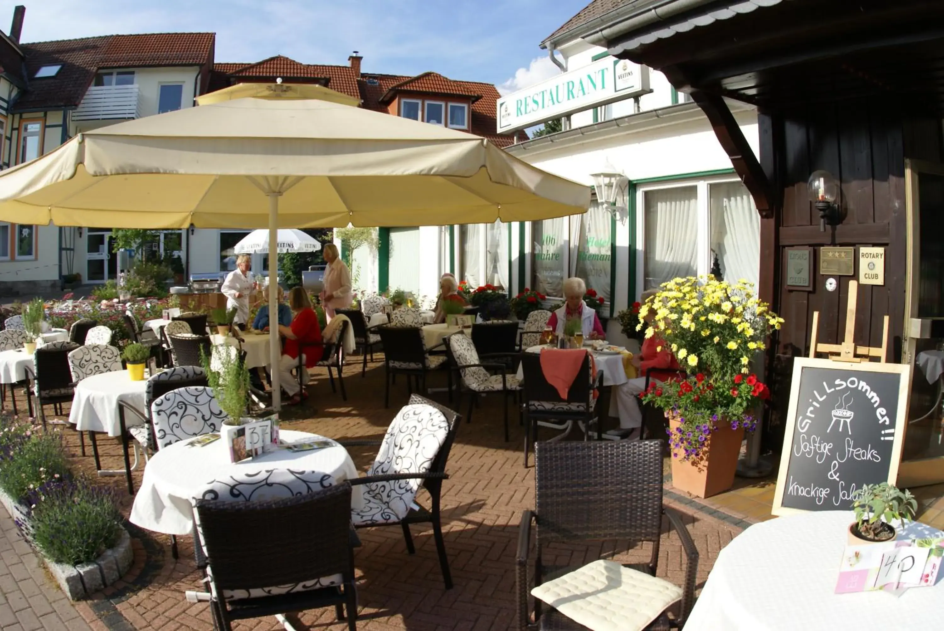 Restaurant/Places to Eat in Hotel Riemann