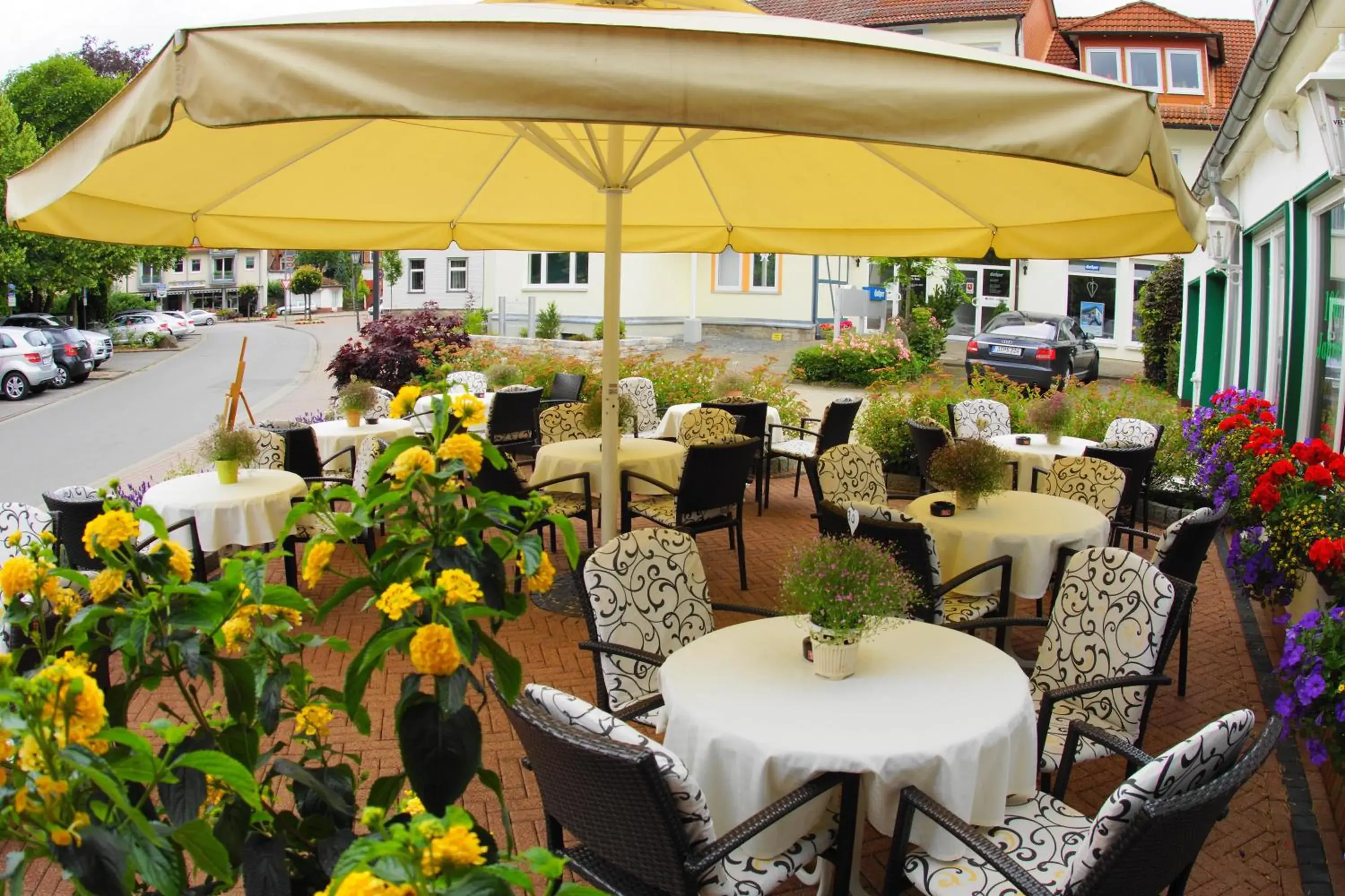 Restaurant/Places to Eat in Hotel Riemann