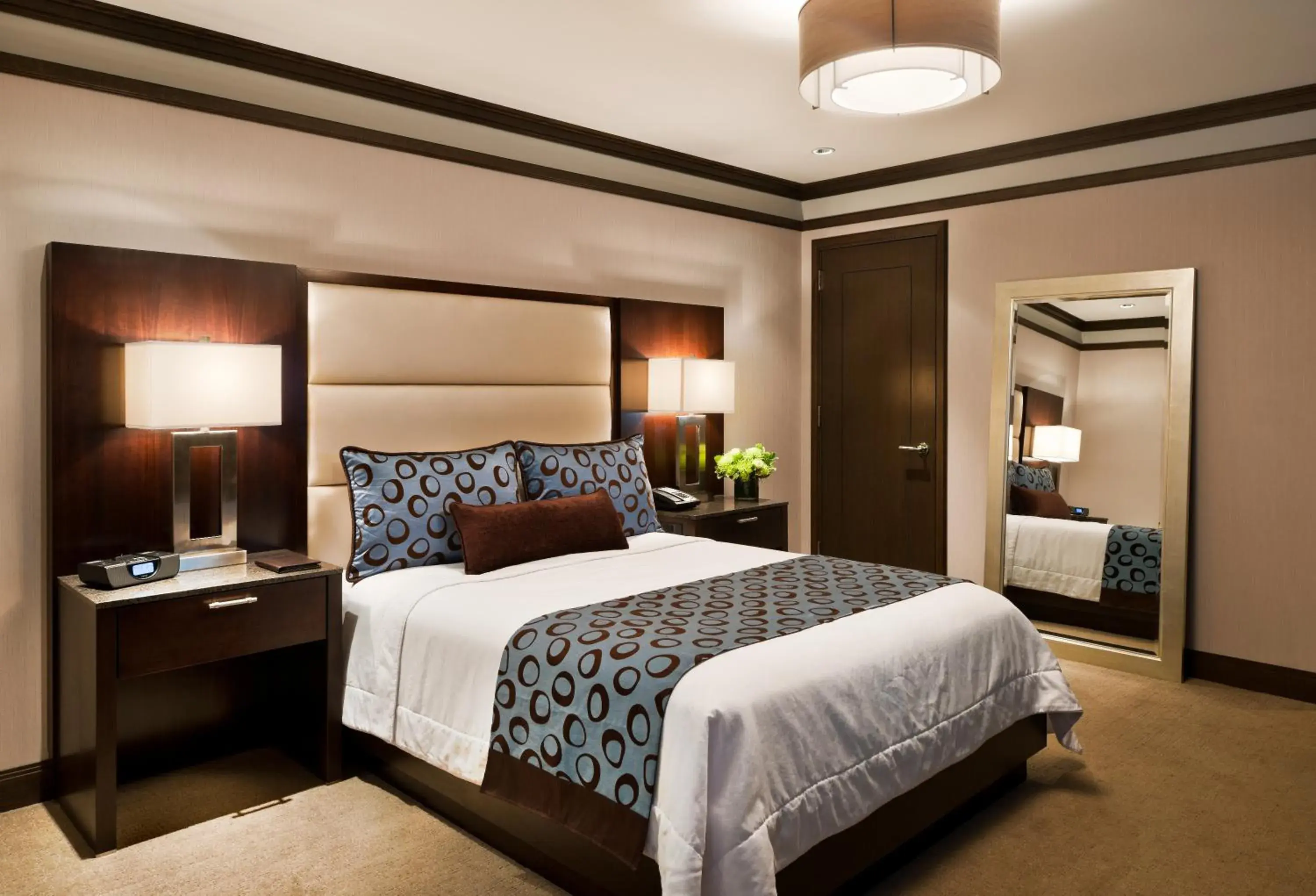 Photo of the whole room, Bed in The Pearl Hotel Photo of the whole room, Bed in The Pearl Hotel