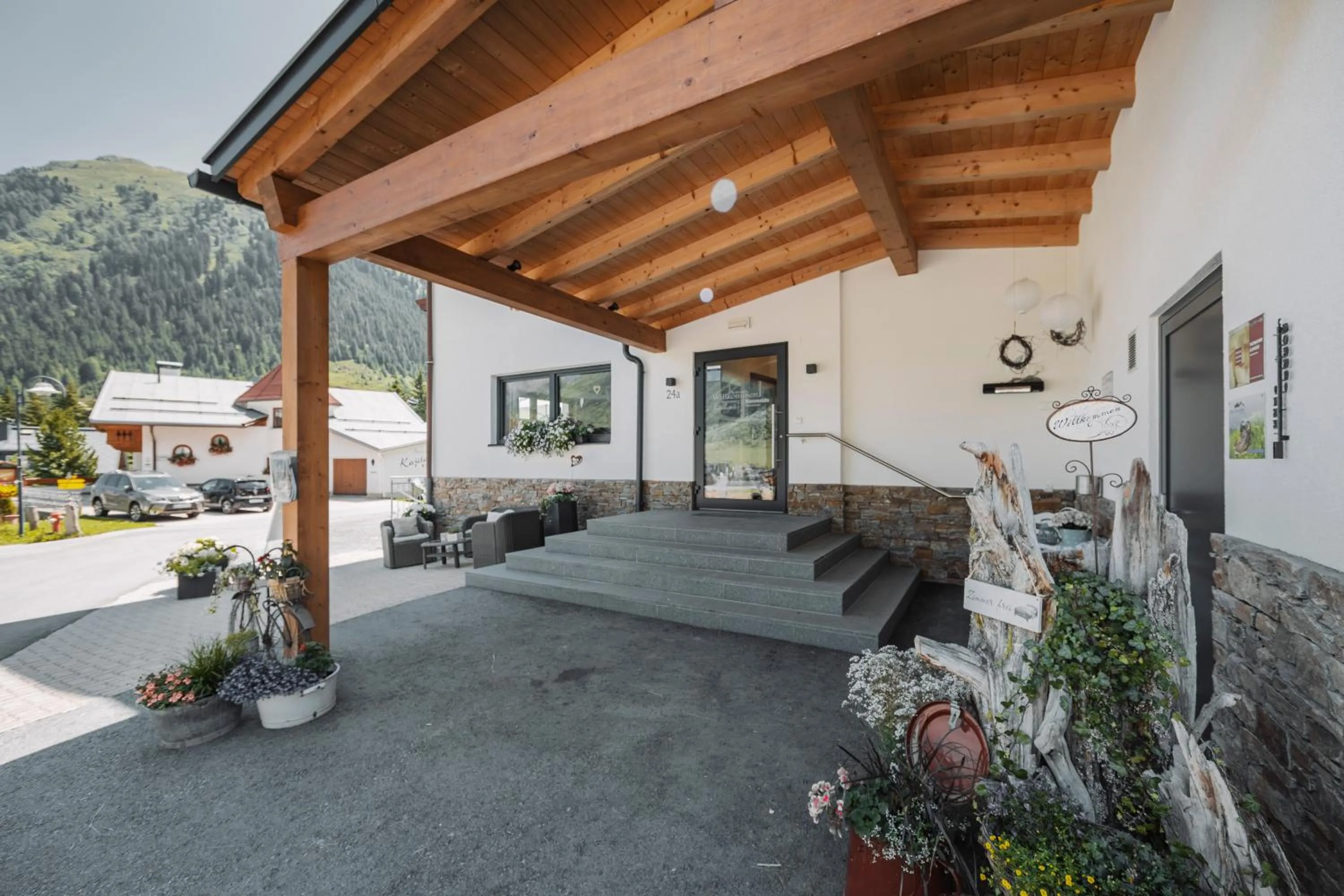 Hotel Alpina
