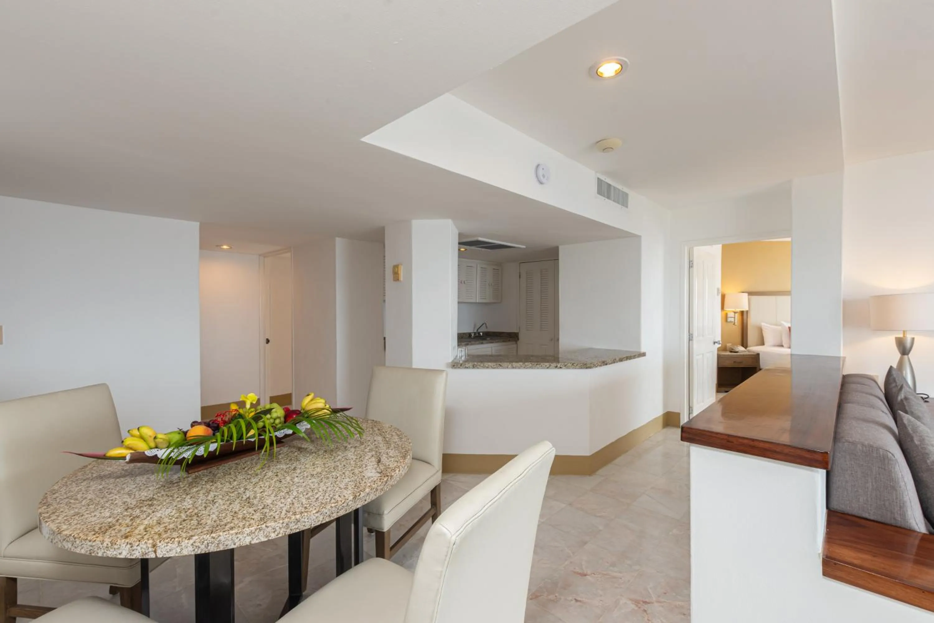 Living room in Tesoro Ixtapa All Inclusive