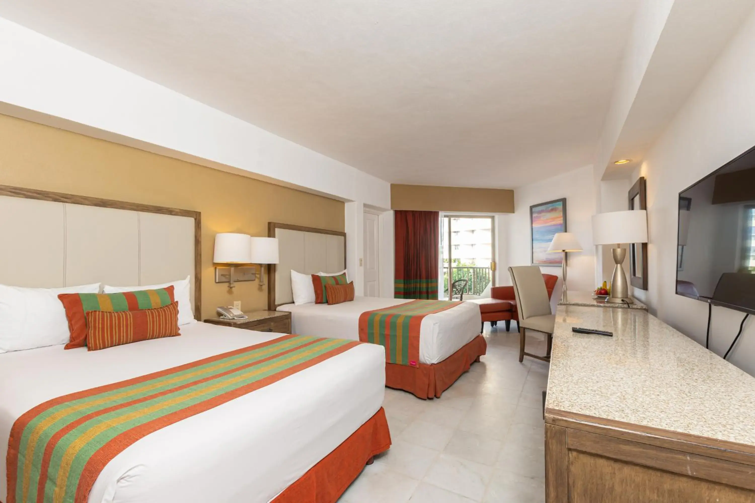 Bed in Tesoro Ixtapa All Inclusive Bed in Tesoro Ixtapa All Inclusive