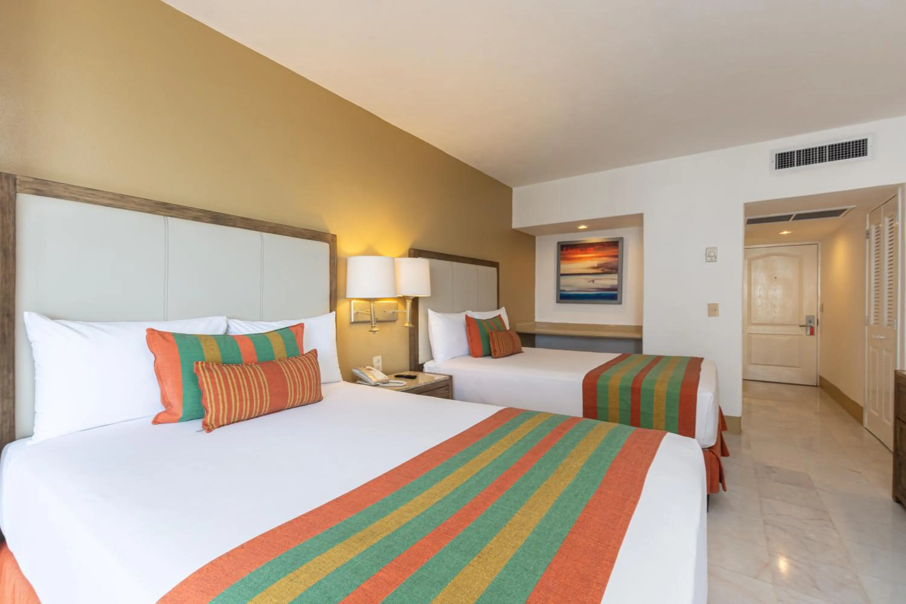 Photo of the whole room, Bed in Tesoro Ixtapa All Inclusive