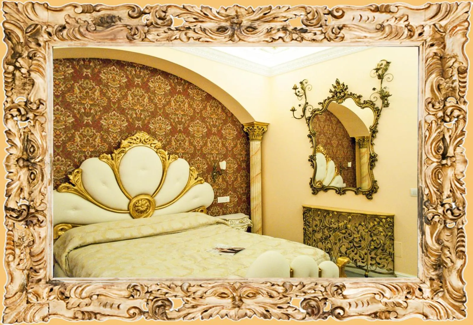 Photo of the whole room, Bed in Impero Vaticano Suites Guest House