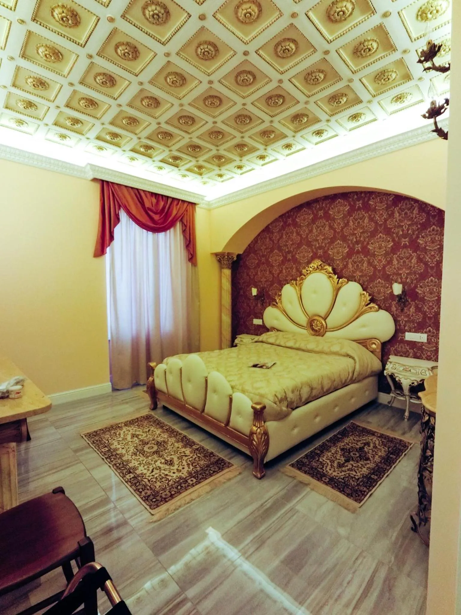 Photo of the whole room, Bed in Impero Vaticano Suites Guest House