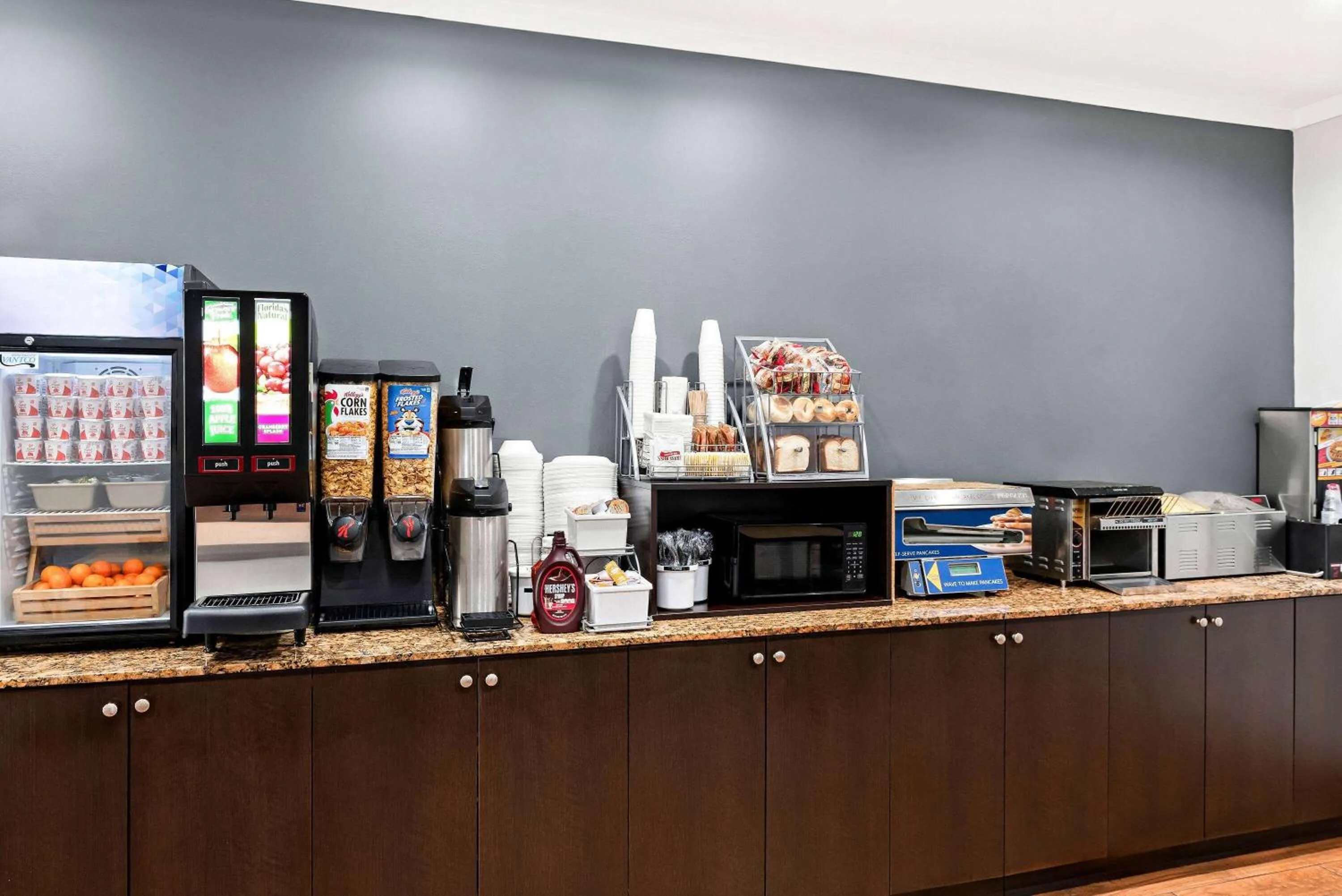 Restaurant/places to eat in Super 8 by Wyndham Florida City/Homestead/Everglades