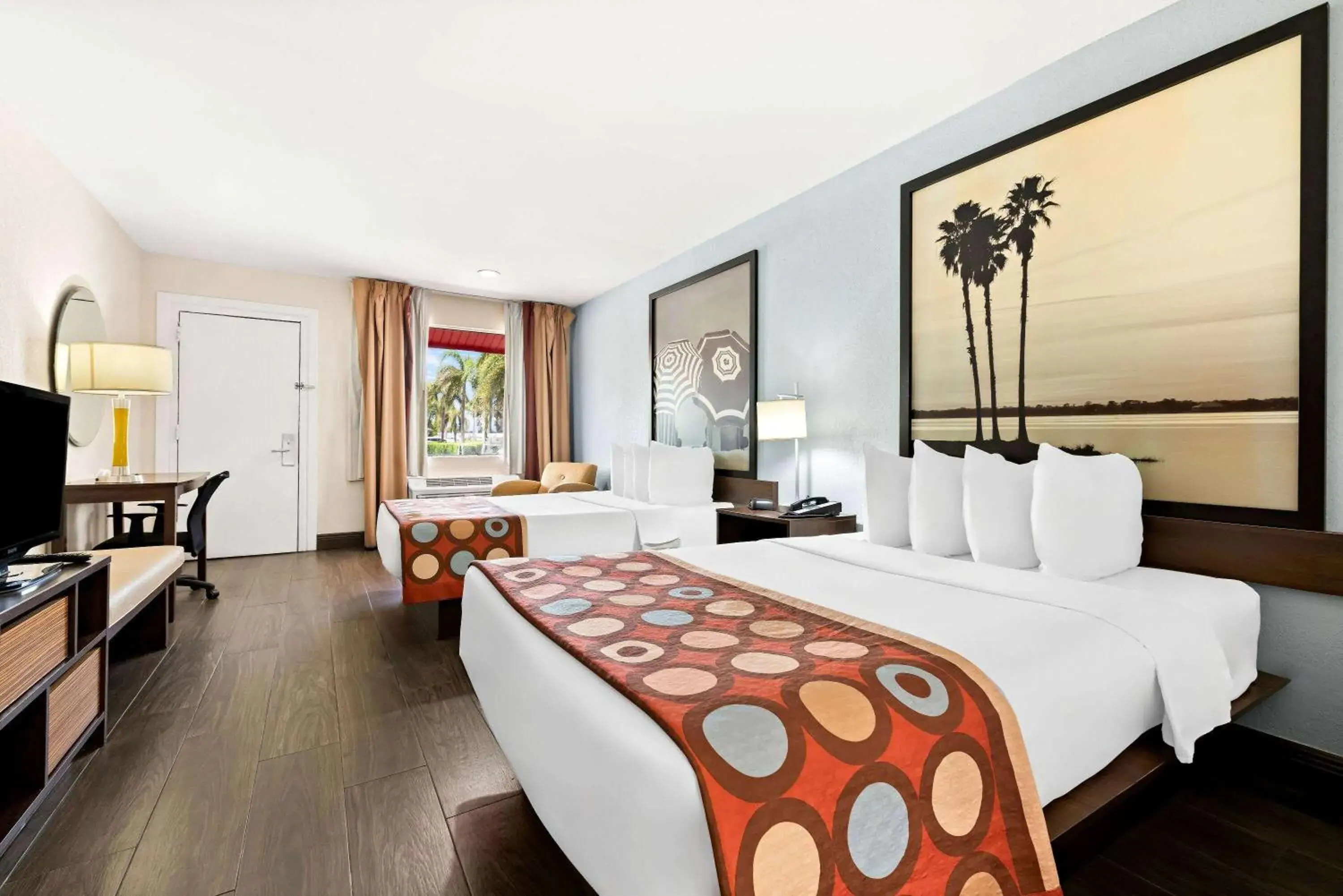 Bed in Super 8 by Wyndham Florida City/Homestead/Everglades Bed in Super 8 by Wyndham Florida City/Homestead/Everglades