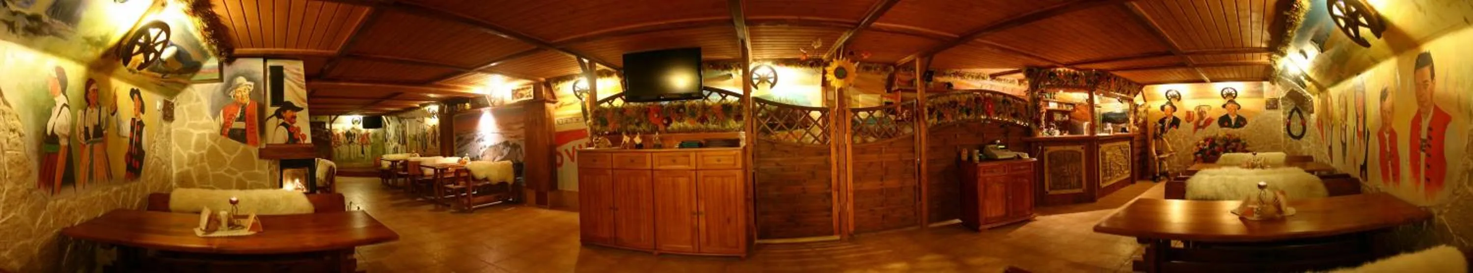 Restaurant/places to eat in Dwór Jur-Gast