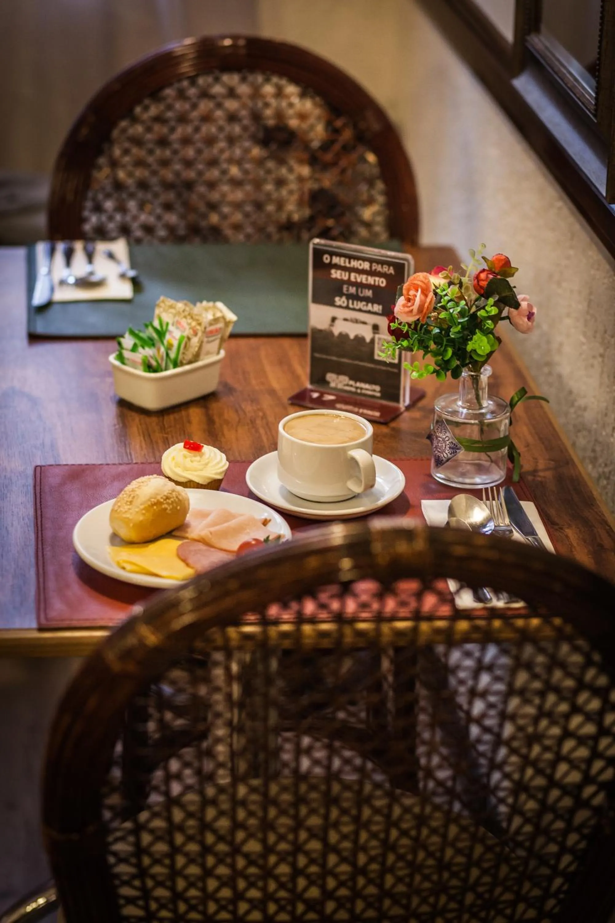 Restaurant/places to eat in Planalto Select Hotel Ponta Grossa