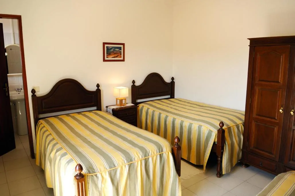 Bathroom, Bed in Guesthouse A Lareira