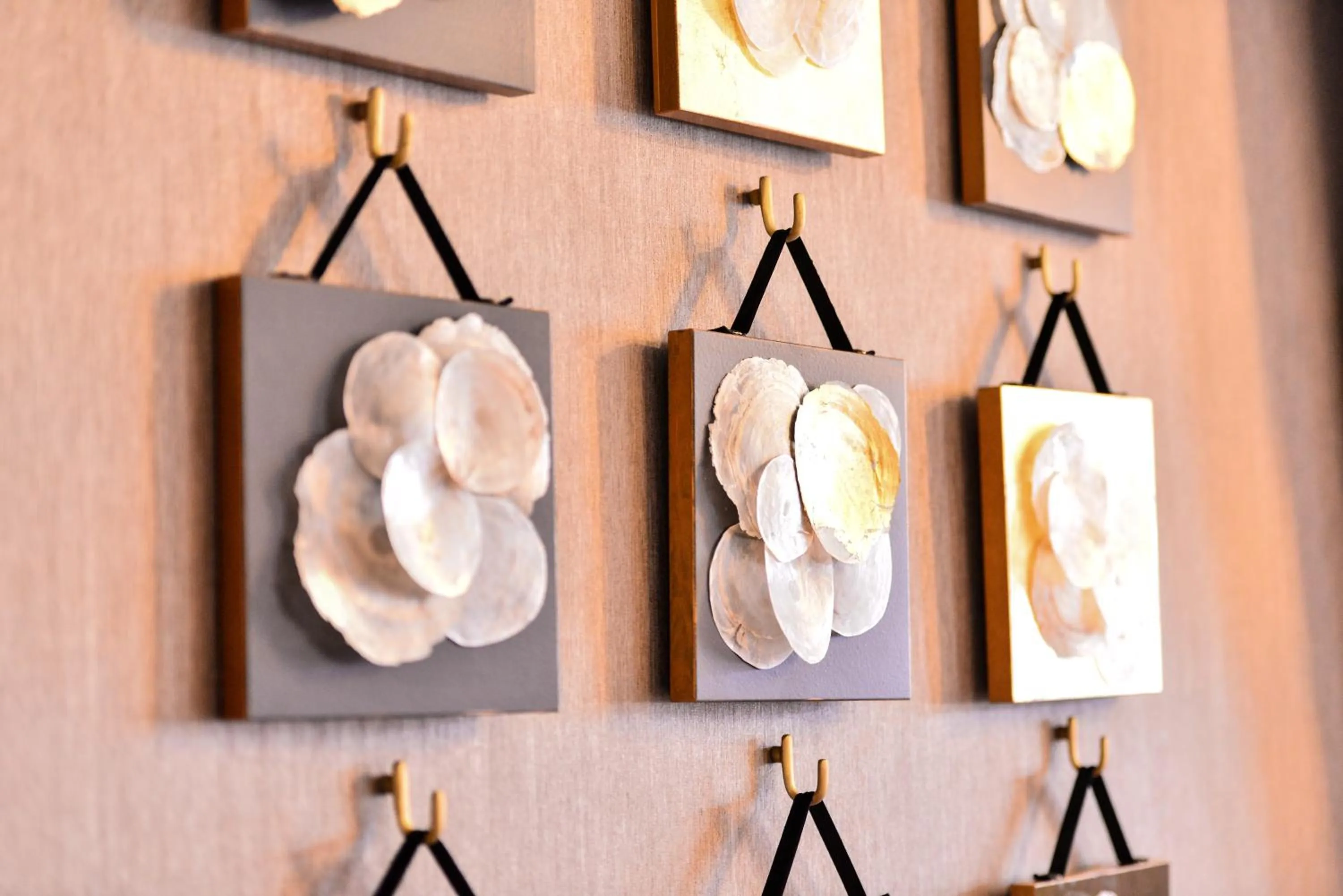 Restaurant/places to eat in Port Hotel