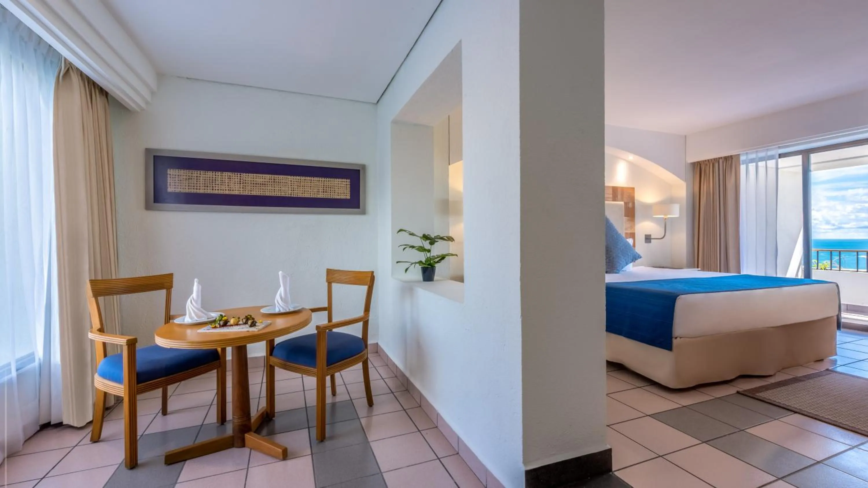 Deluxe Superior Double in Park Royal Beach Huatulco - All Inclusive