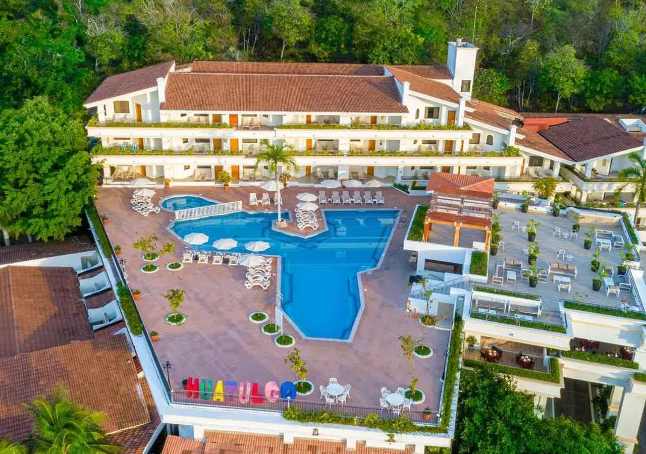 Property building in Park Royal Beach Huatulco - All Inclusive Property building in Park Royal Beach Huatulco - All Inclusive