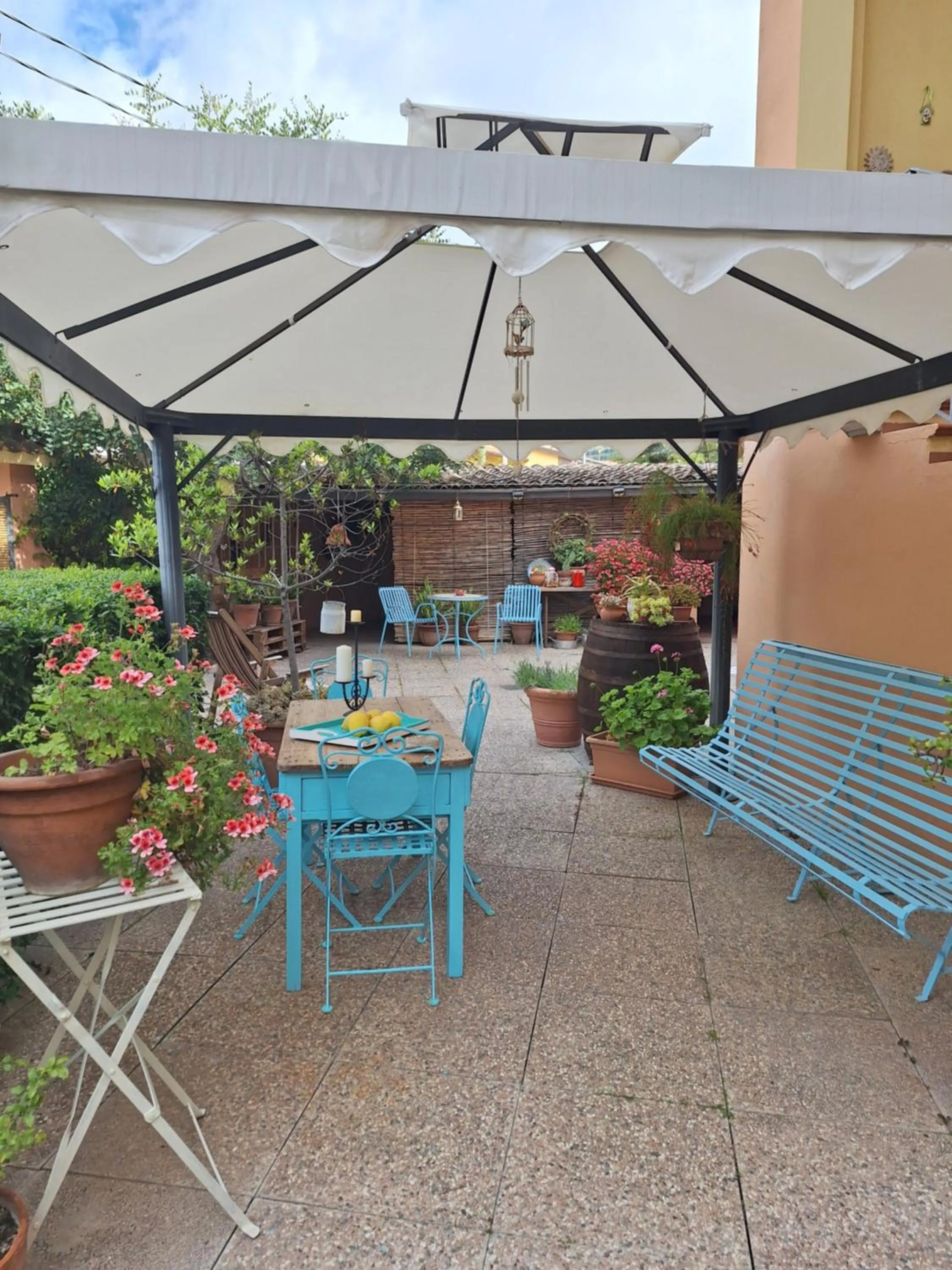 Garden in B&B Casa Piras IUN3880