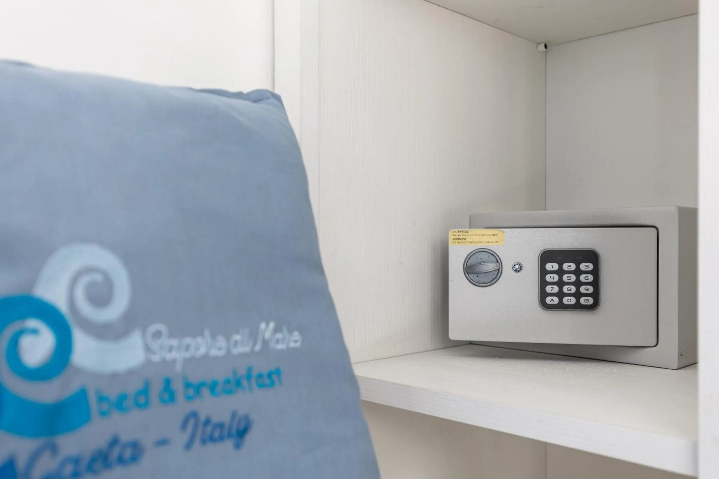 safe in B&B Sapore di Mare nel Blu