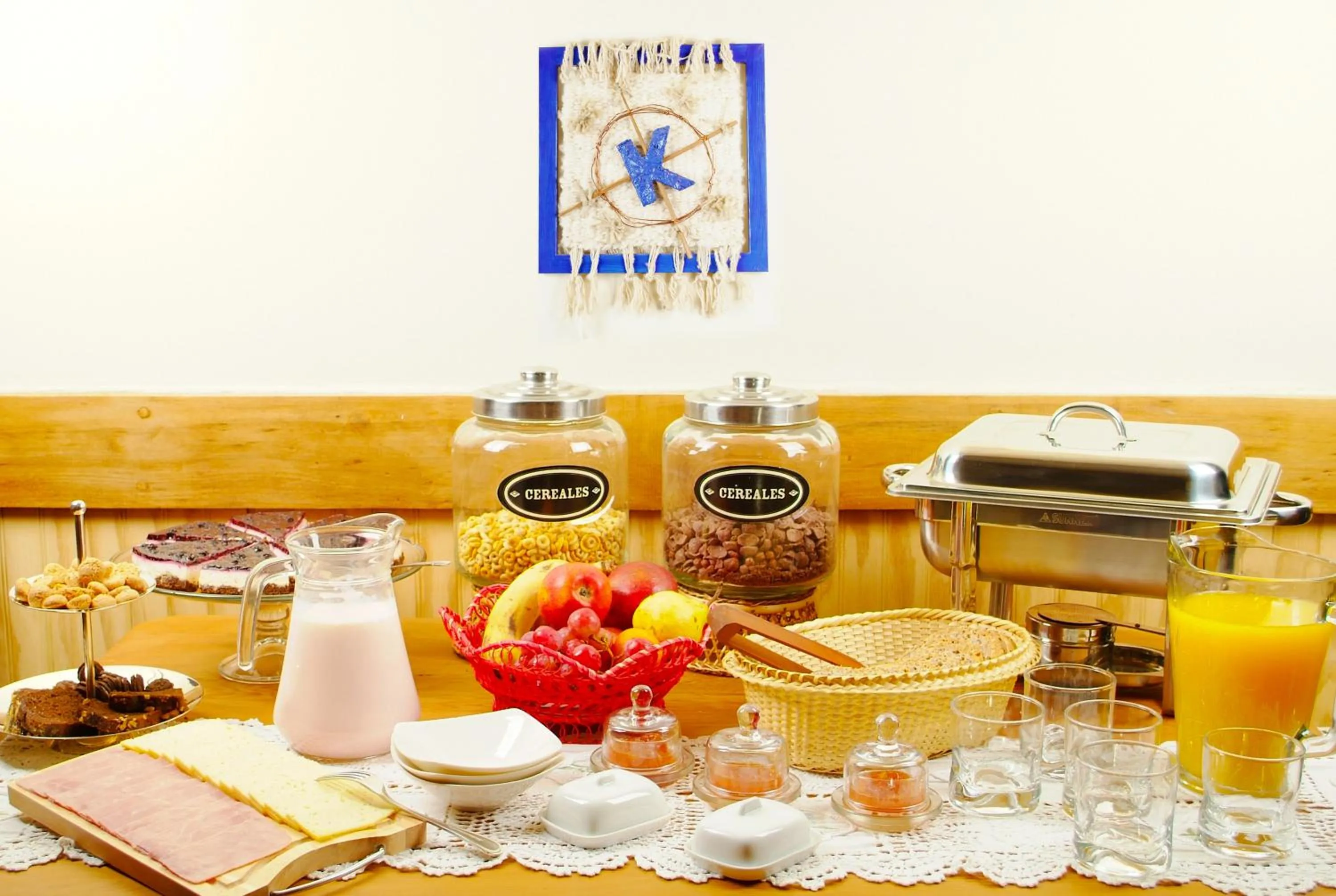 Breakfast in Casa Kalfu Hotel Boutique