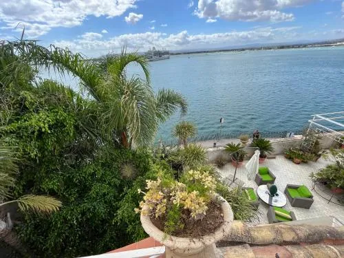 Maniace Suites Terrace Sea View