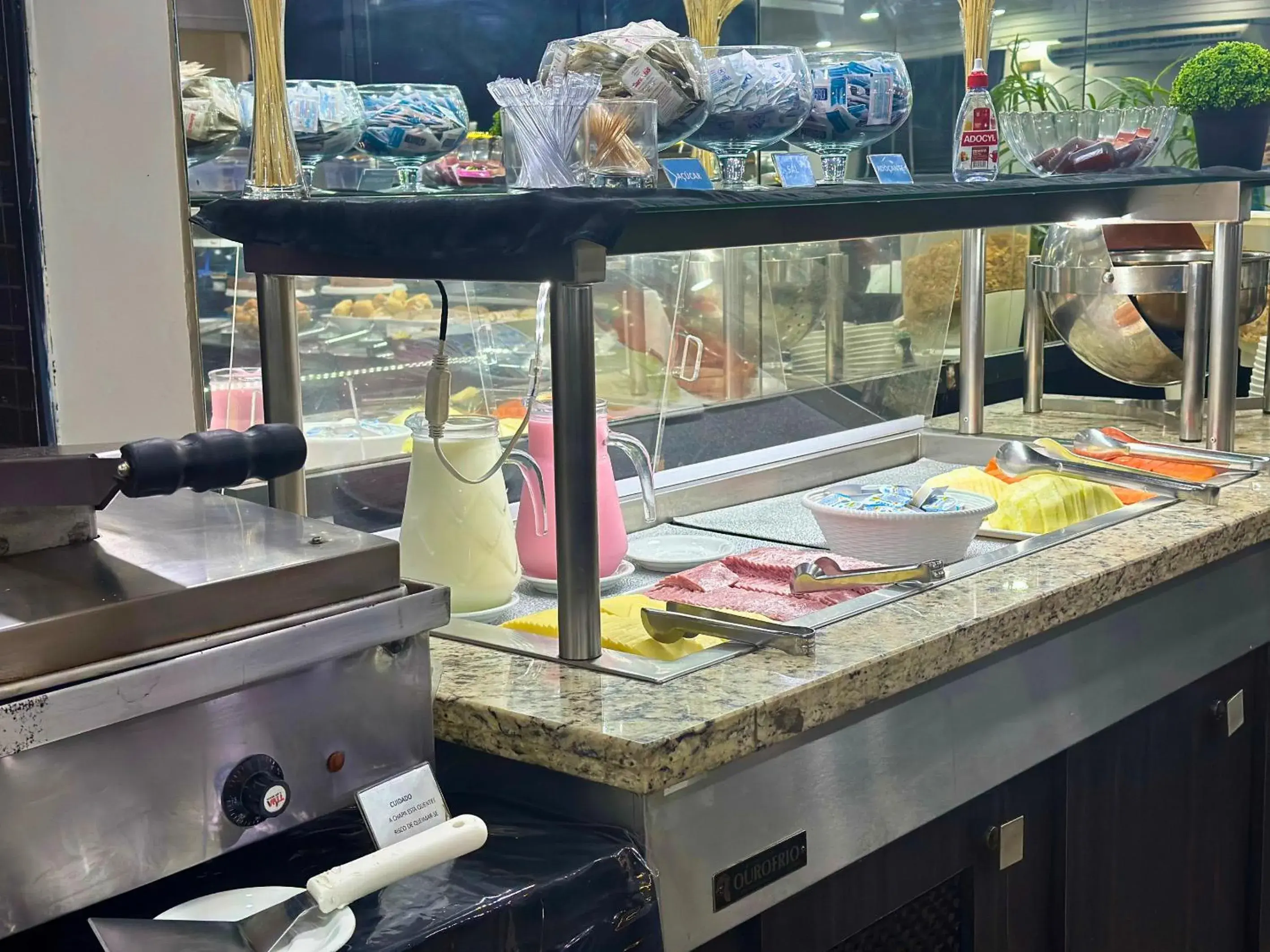 Breakfast in Granville Hotel Breakfast in Granville Hotel