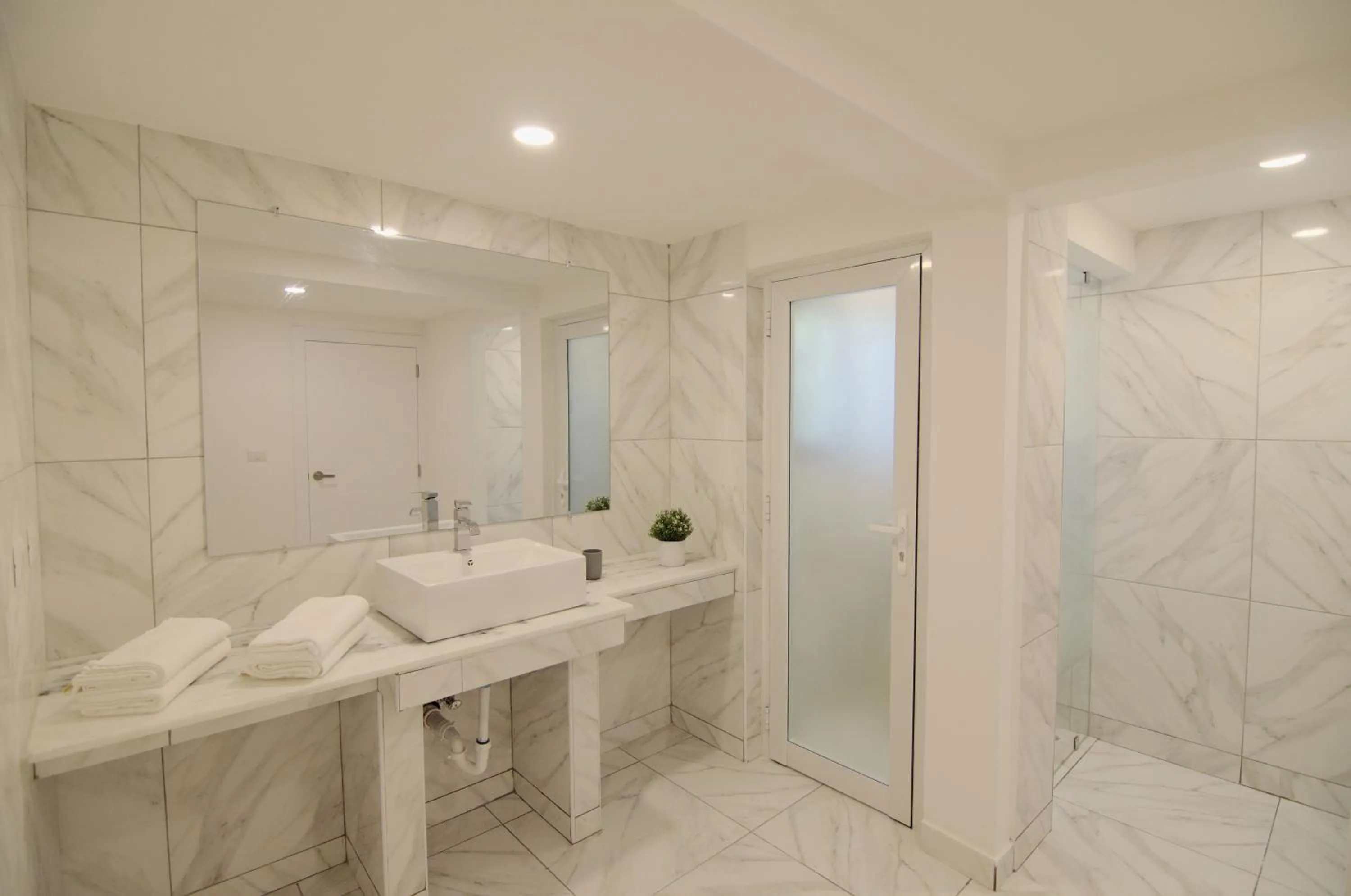 Bathroom in Resort Atlantic Villas & Spa