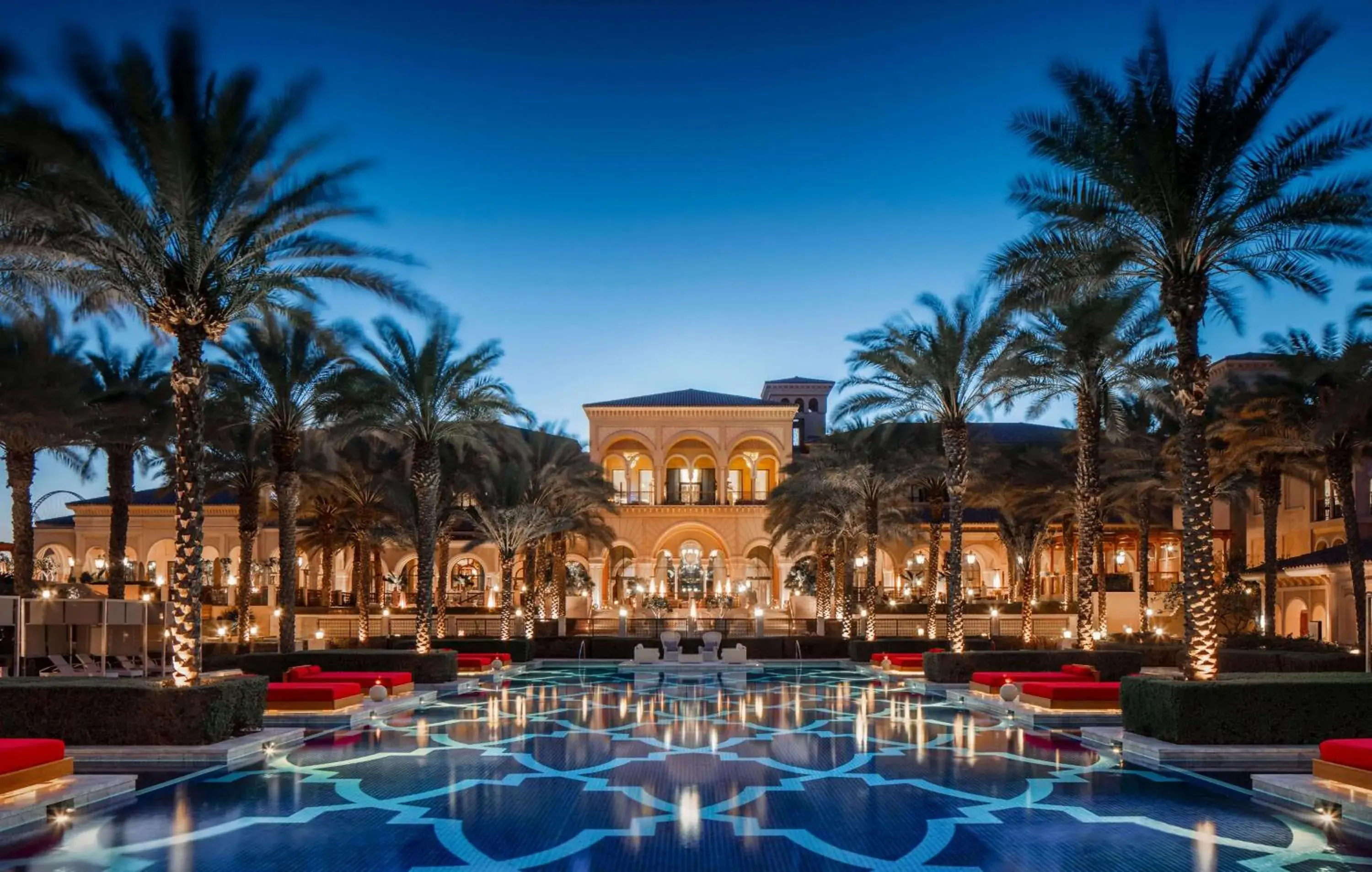Swimming pool in One&Only The Palm Dubai Swimming pool in One&Only The Palm Dubai