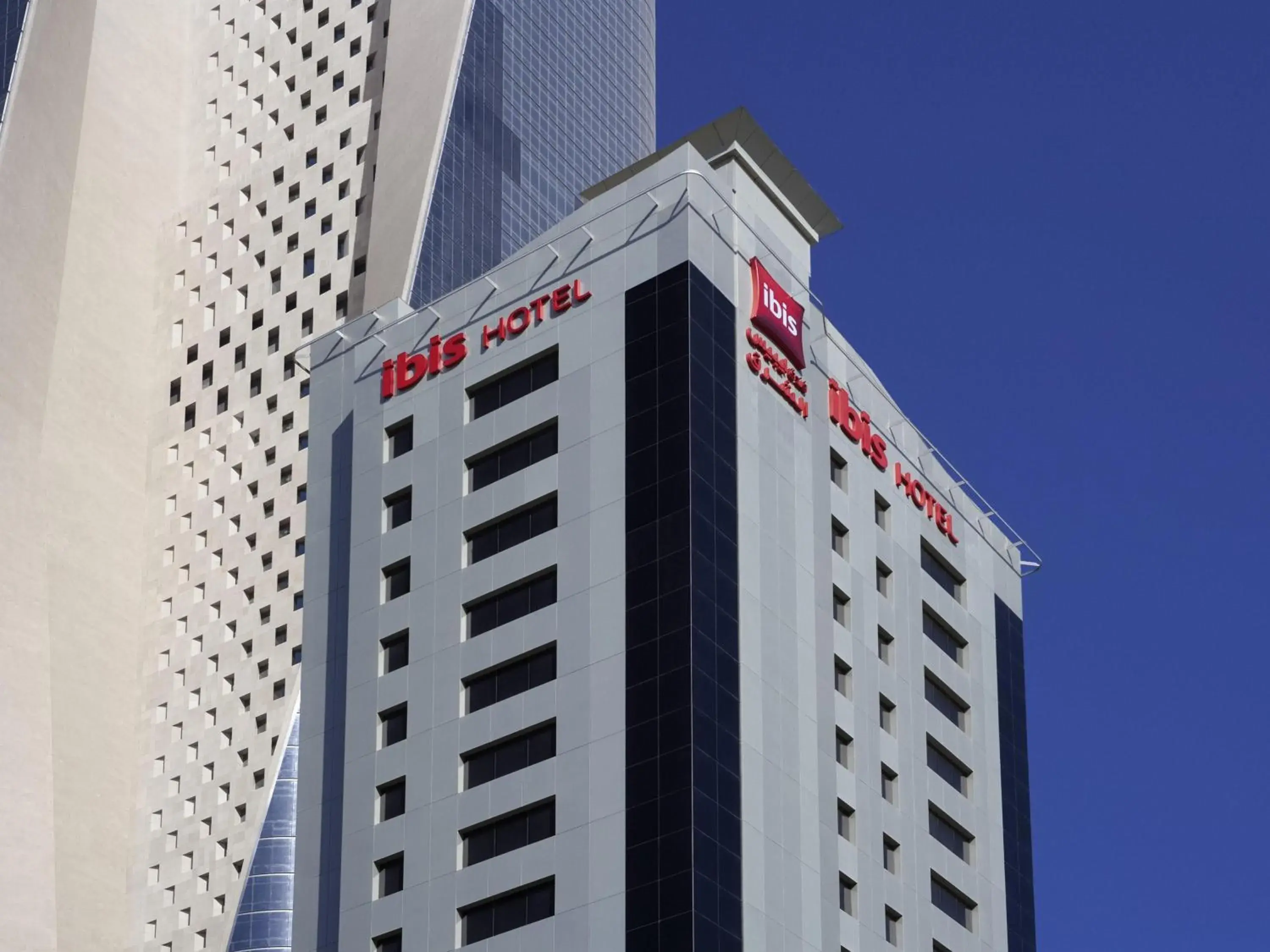 Property building in ibis Sharq Property building in ibis Sharq