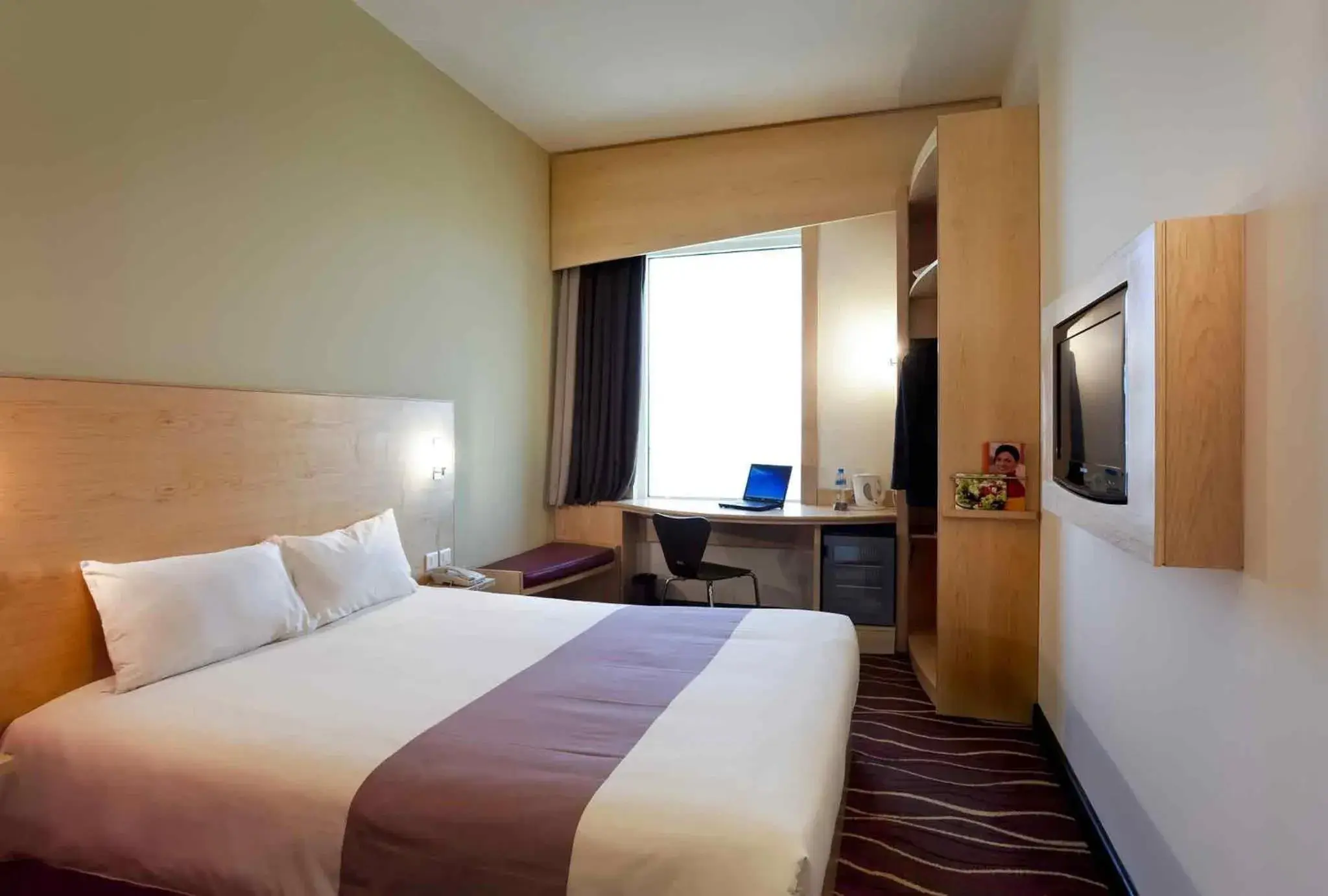 Bedroom, Bed in ibis Sharq Bedroom, Bed in ibis Sharq
