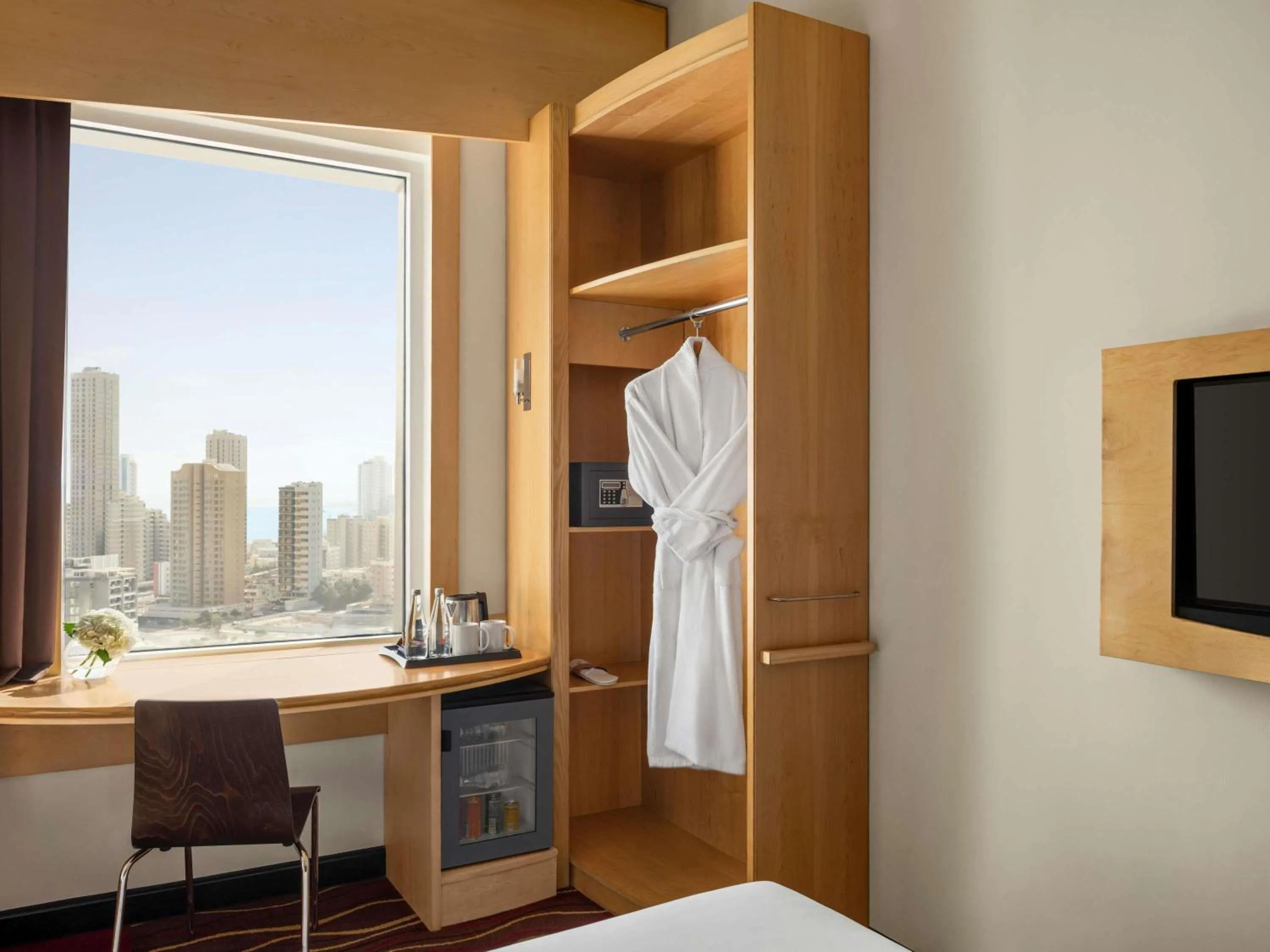 Bedroom, Bed in ibis Sharq