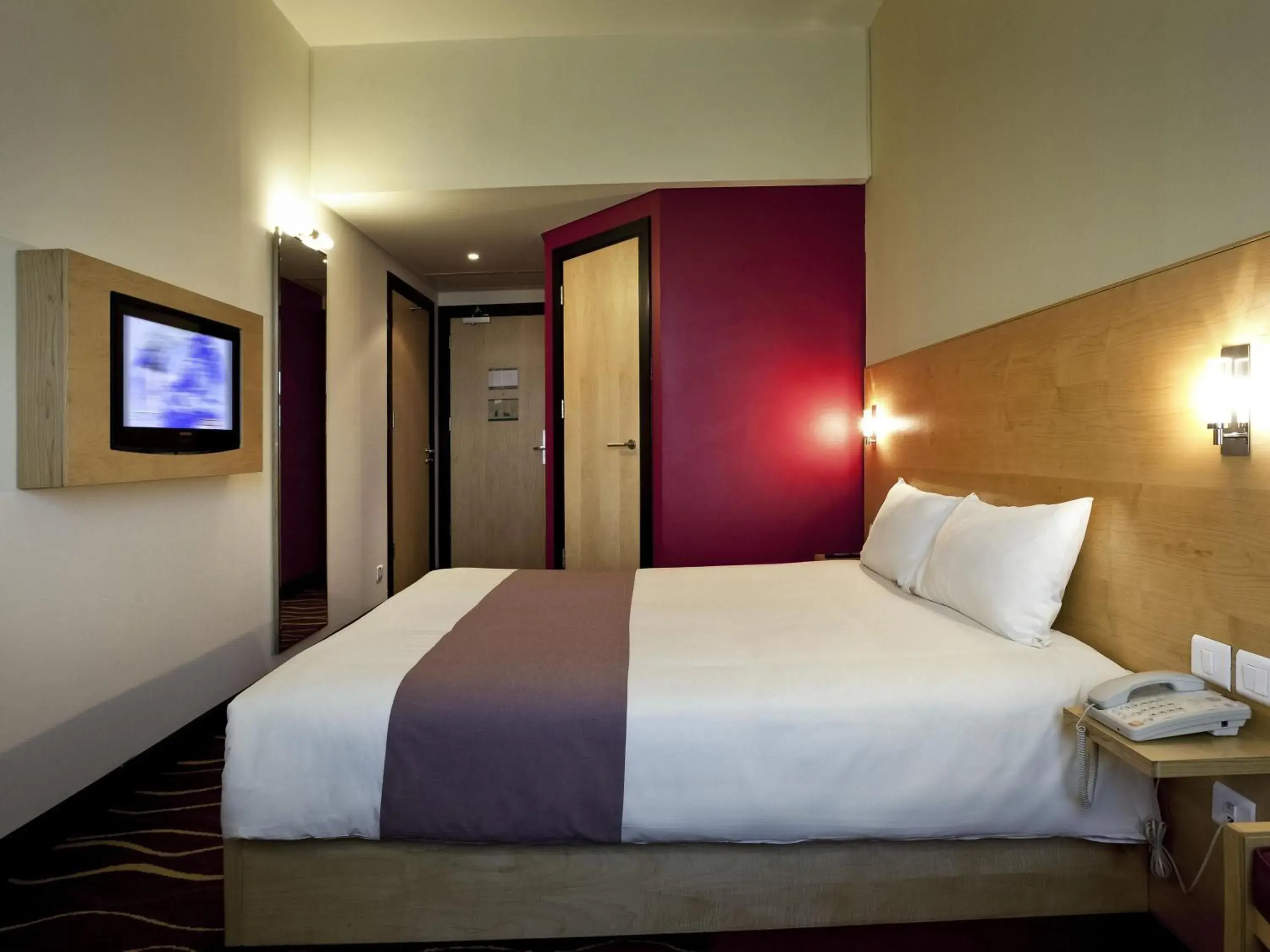 Bedroom, Bed in ibis Sharq Bedroom, Bed in ibis Sharq