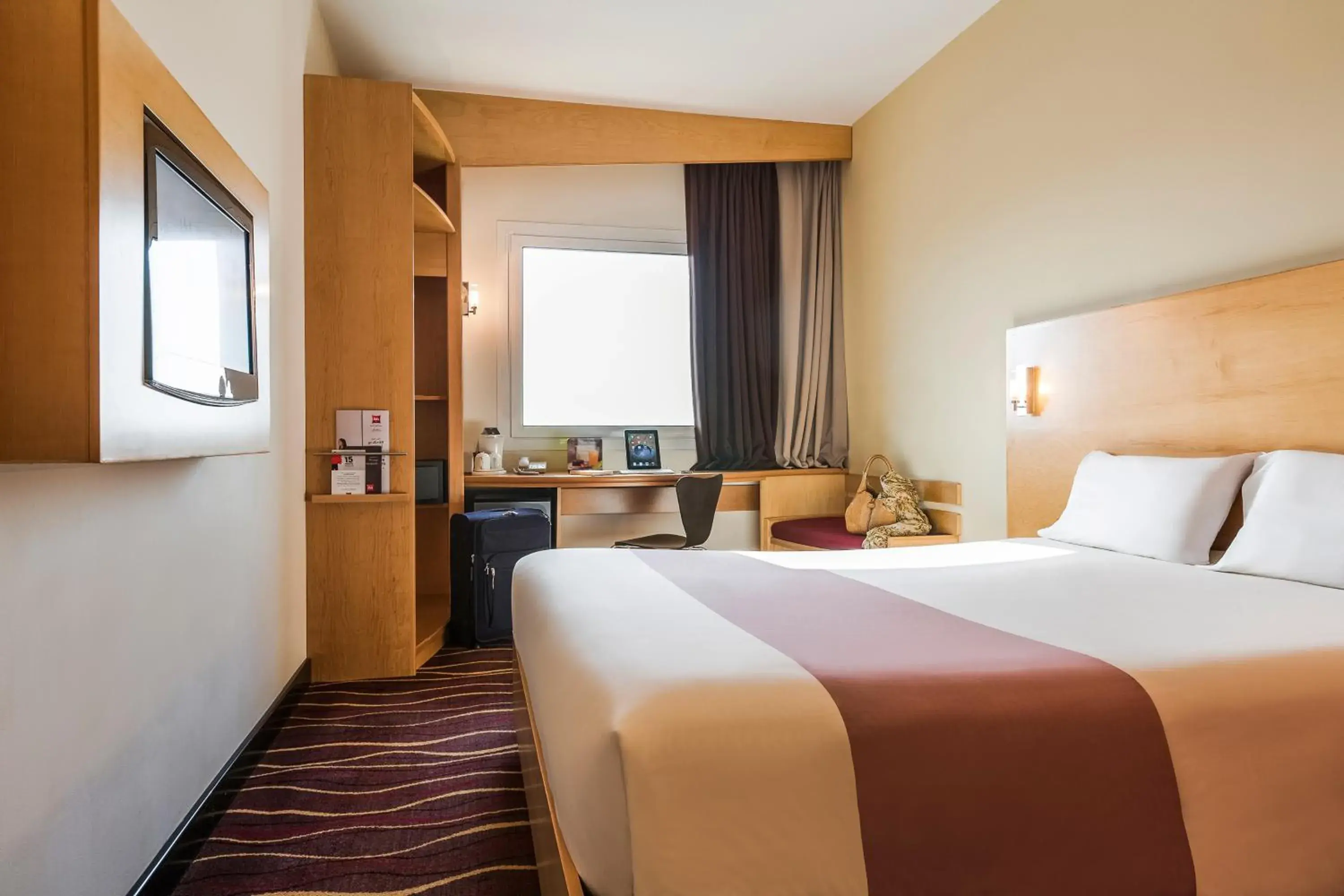 Bed in ibis Sharq Bed in ibis Sharq