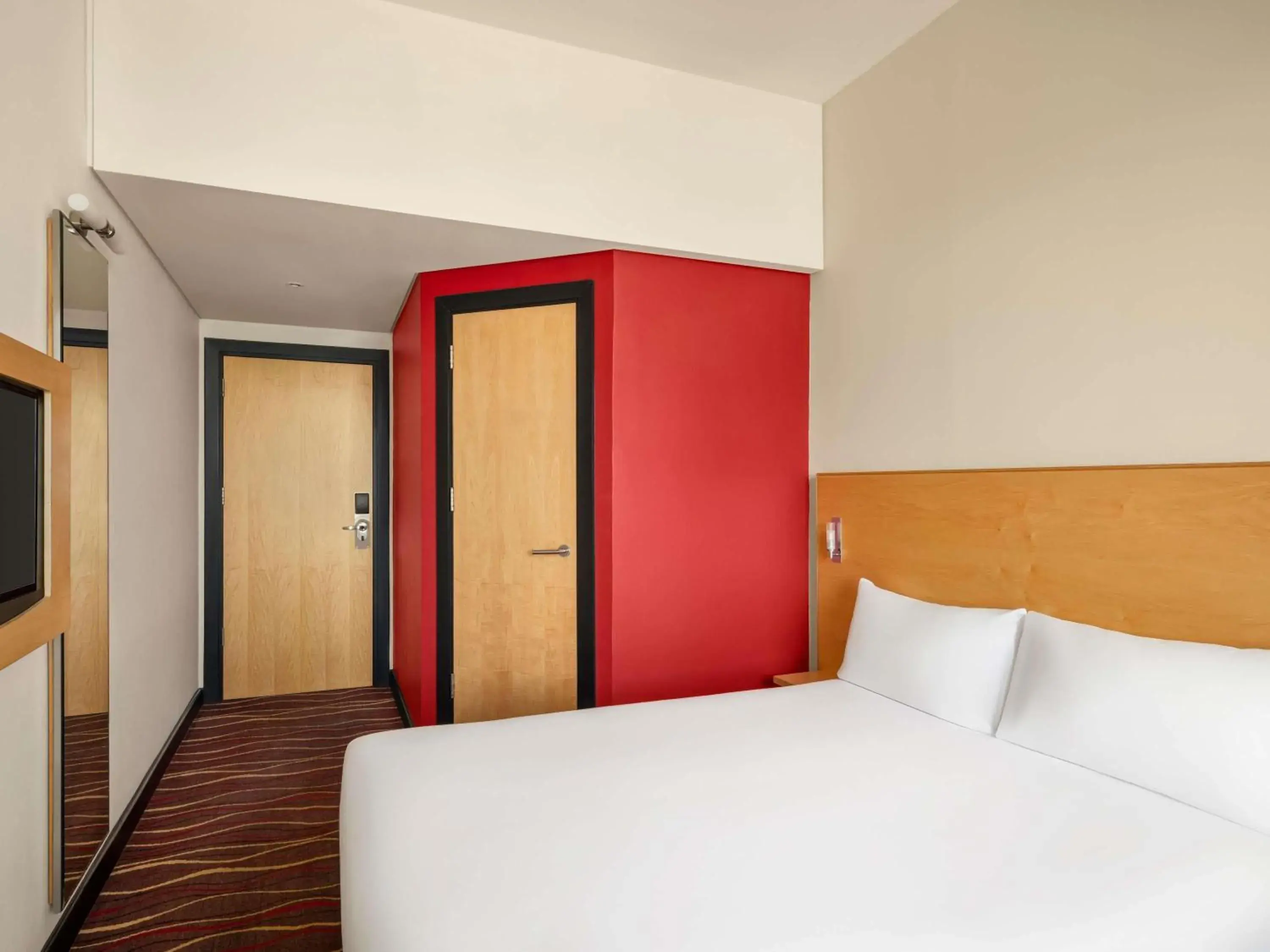 Bedroom, Bed in ibis Sharq Bedroom, Bed in ibis Sharq