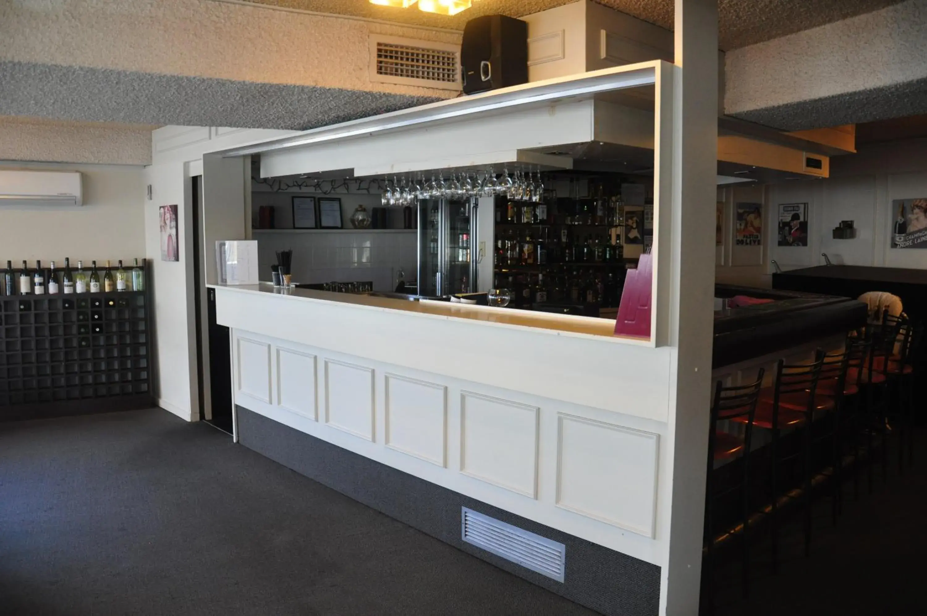 Lounge or bar in City Park Hotel Lounge or bar in City Park Hotel