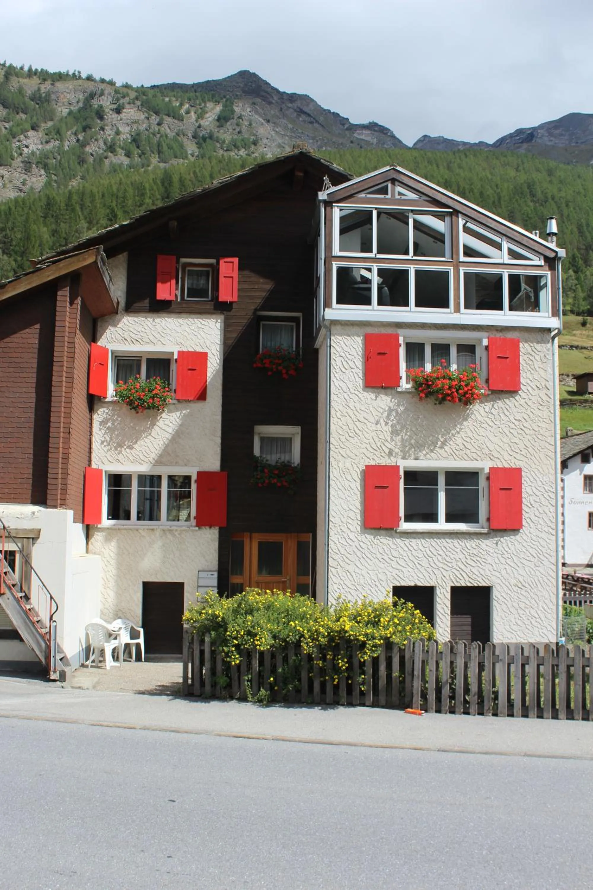 Property building in Haus Dorf 7