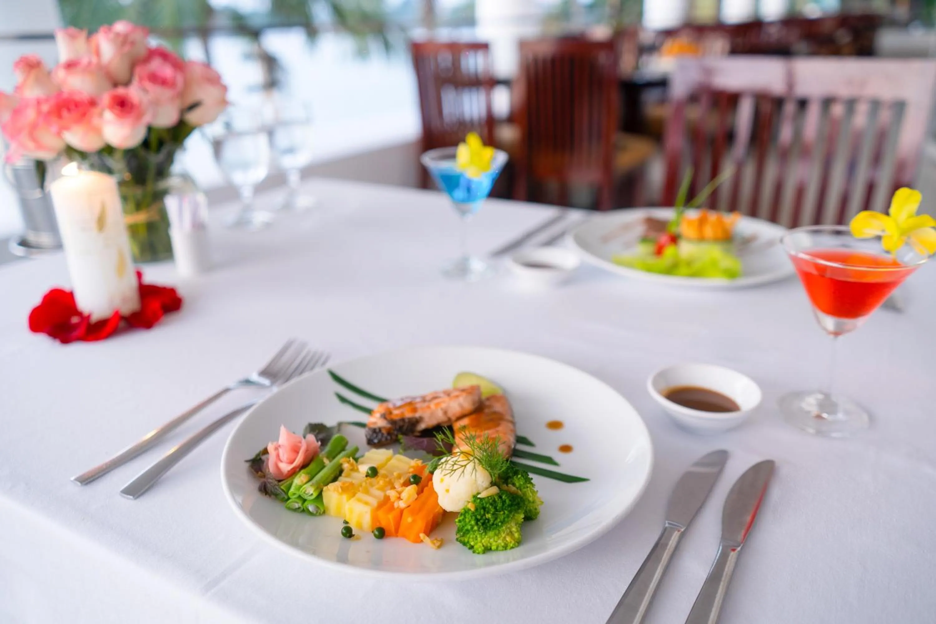 Food and drinks in Century Riverside Hotel Hue