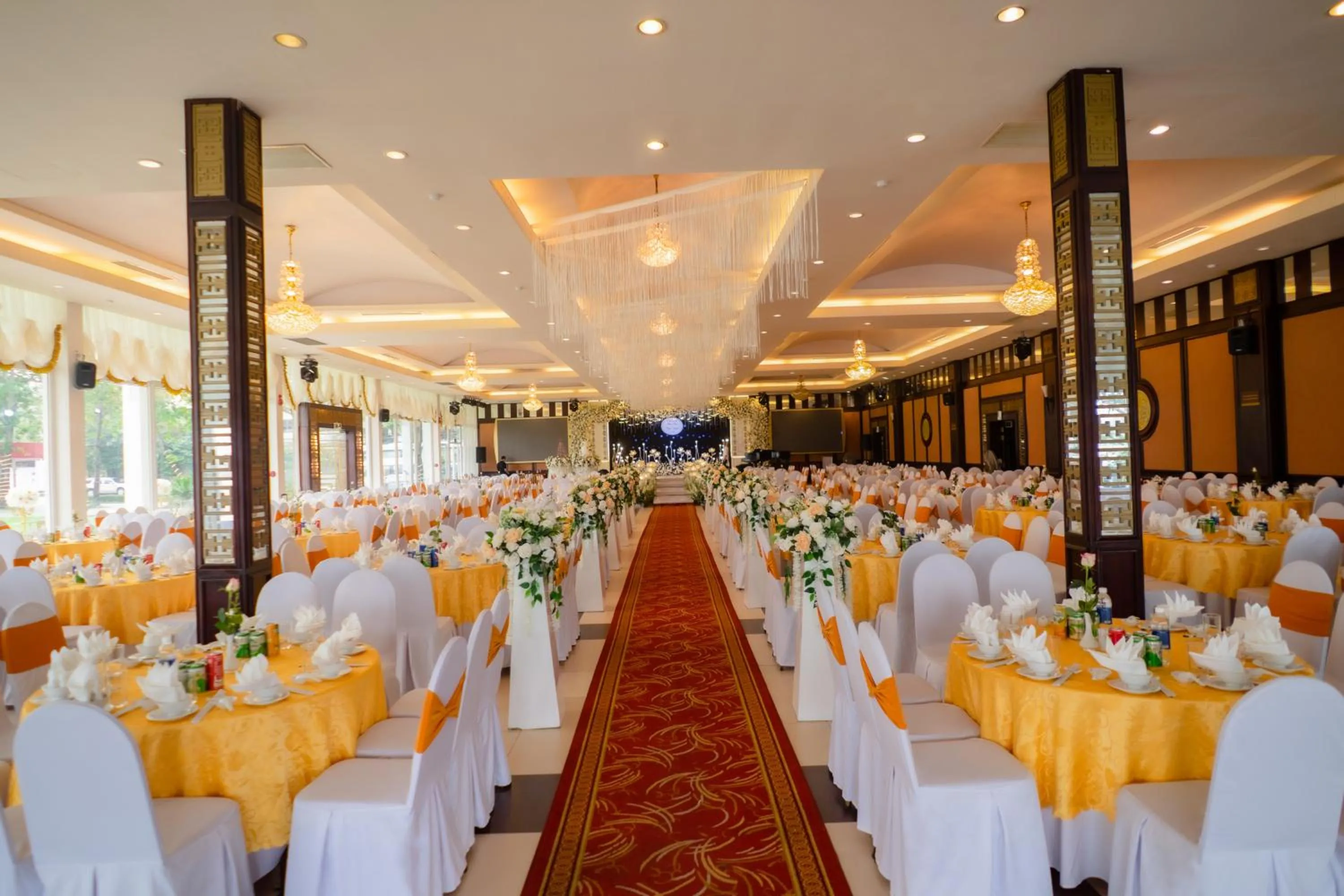 Banquet/Function facilities in Century Riverside Hotel Hue