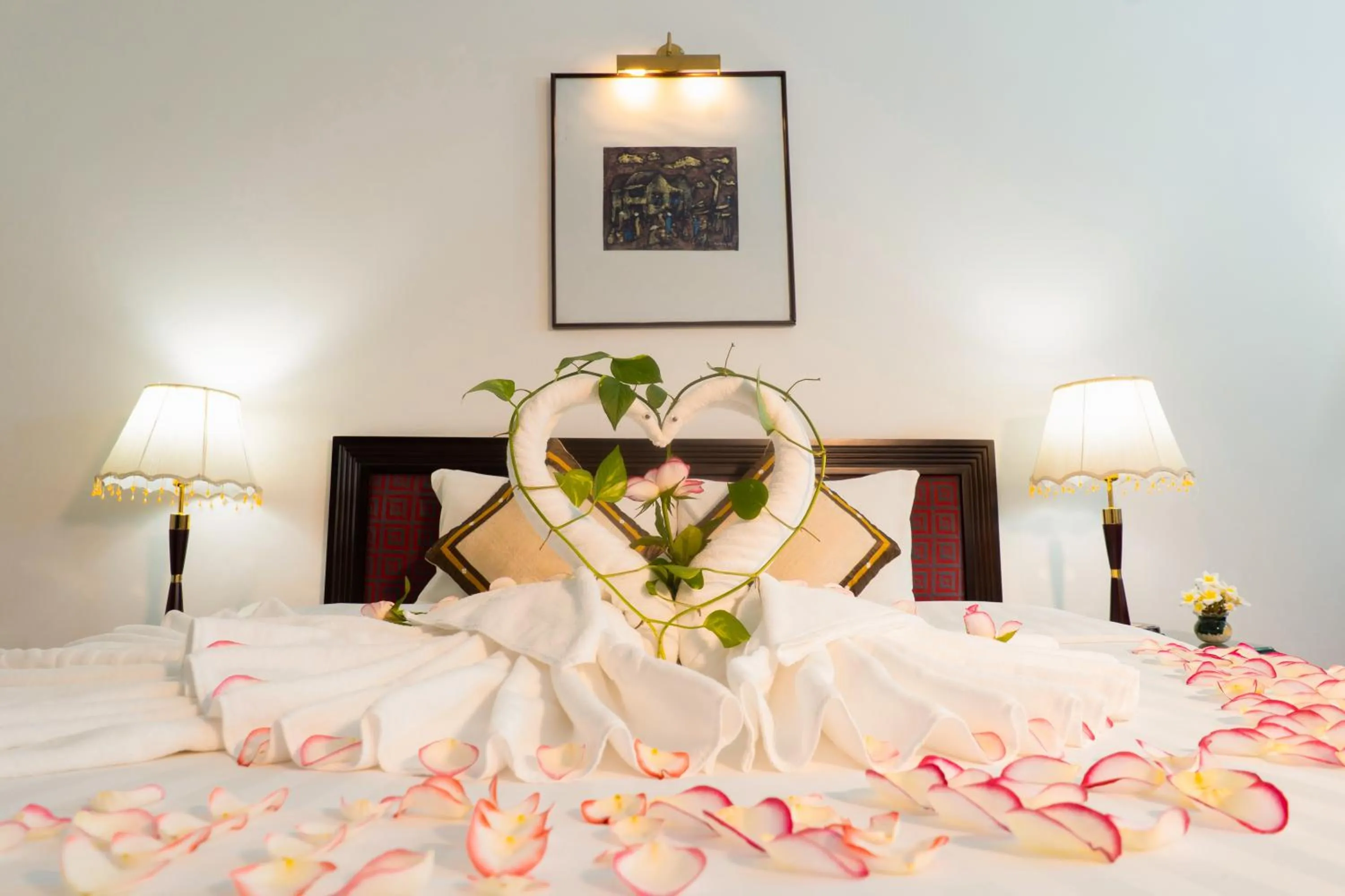 Bed in Century Riverside Hotel Hue