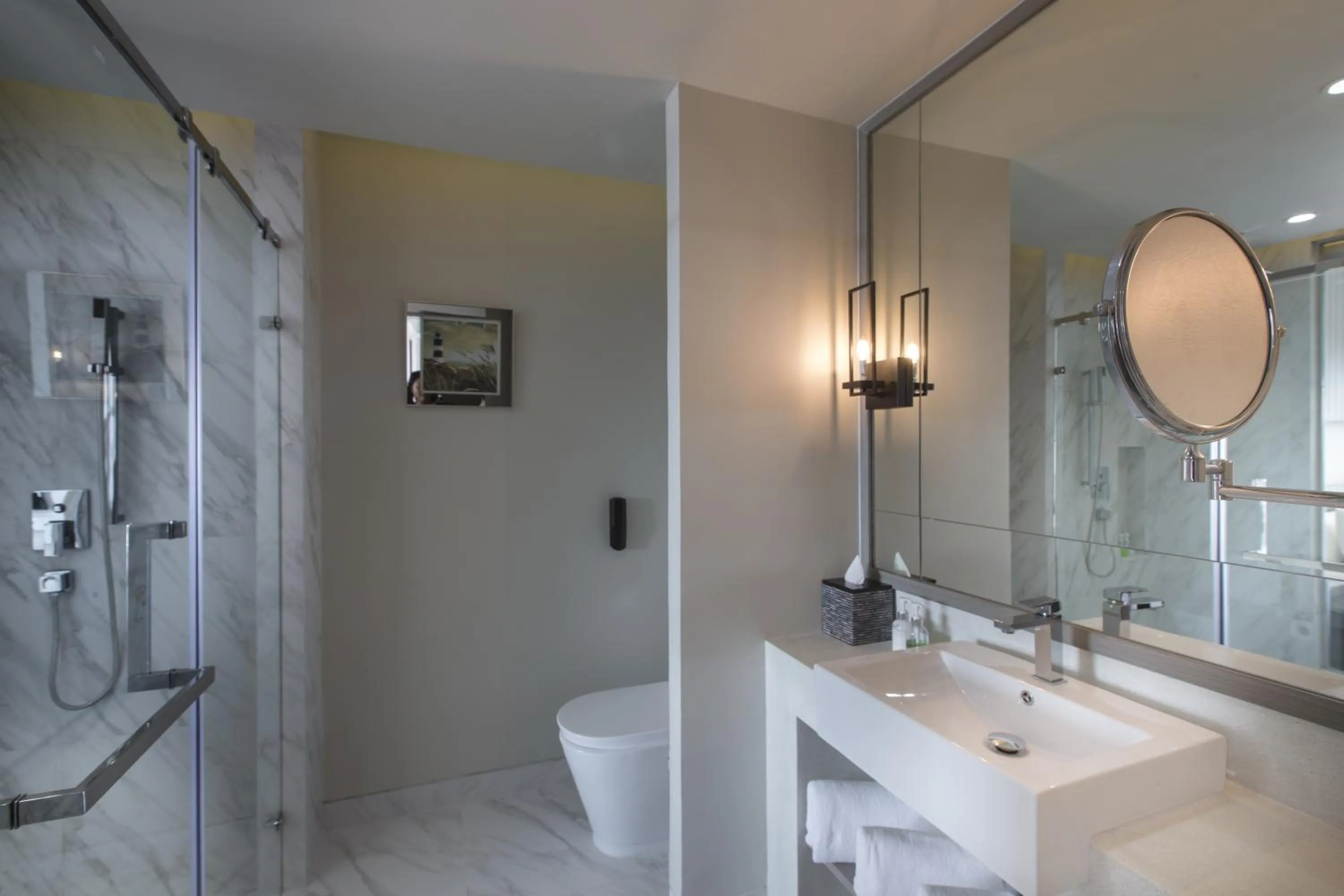 Toilet in Hotel IKON Phuket - SHA Extra Plus