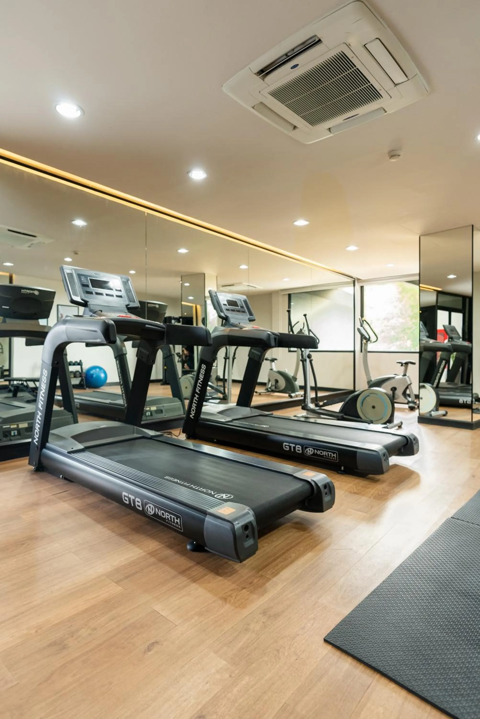 Fitness centre/facilities in Hotel IKON Phuket - SHA Extra Plus