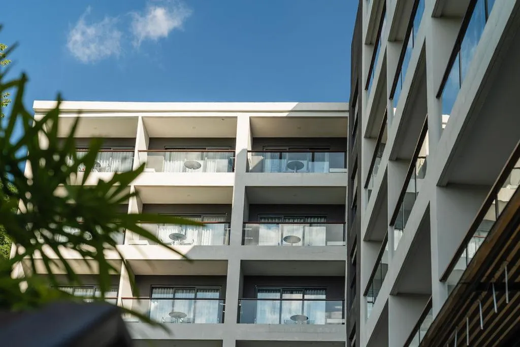 Lobby or reception in Hotel IKON Phuket - SHA Extra Plus