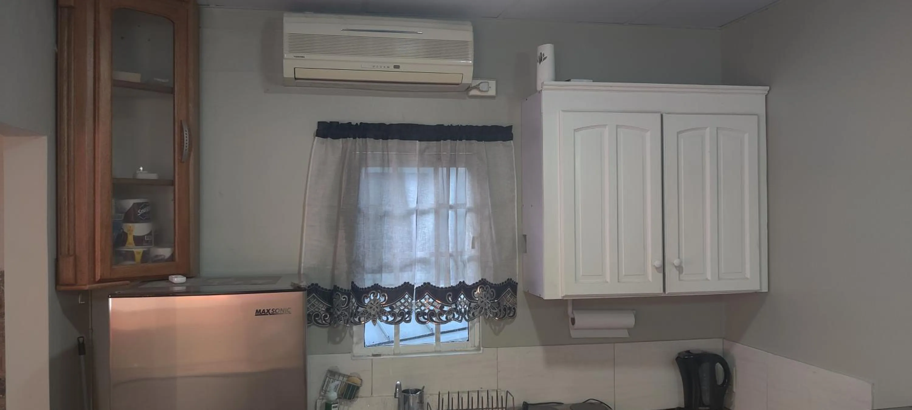 Kitchen or kitchenette in Woodbrook on the Avenue