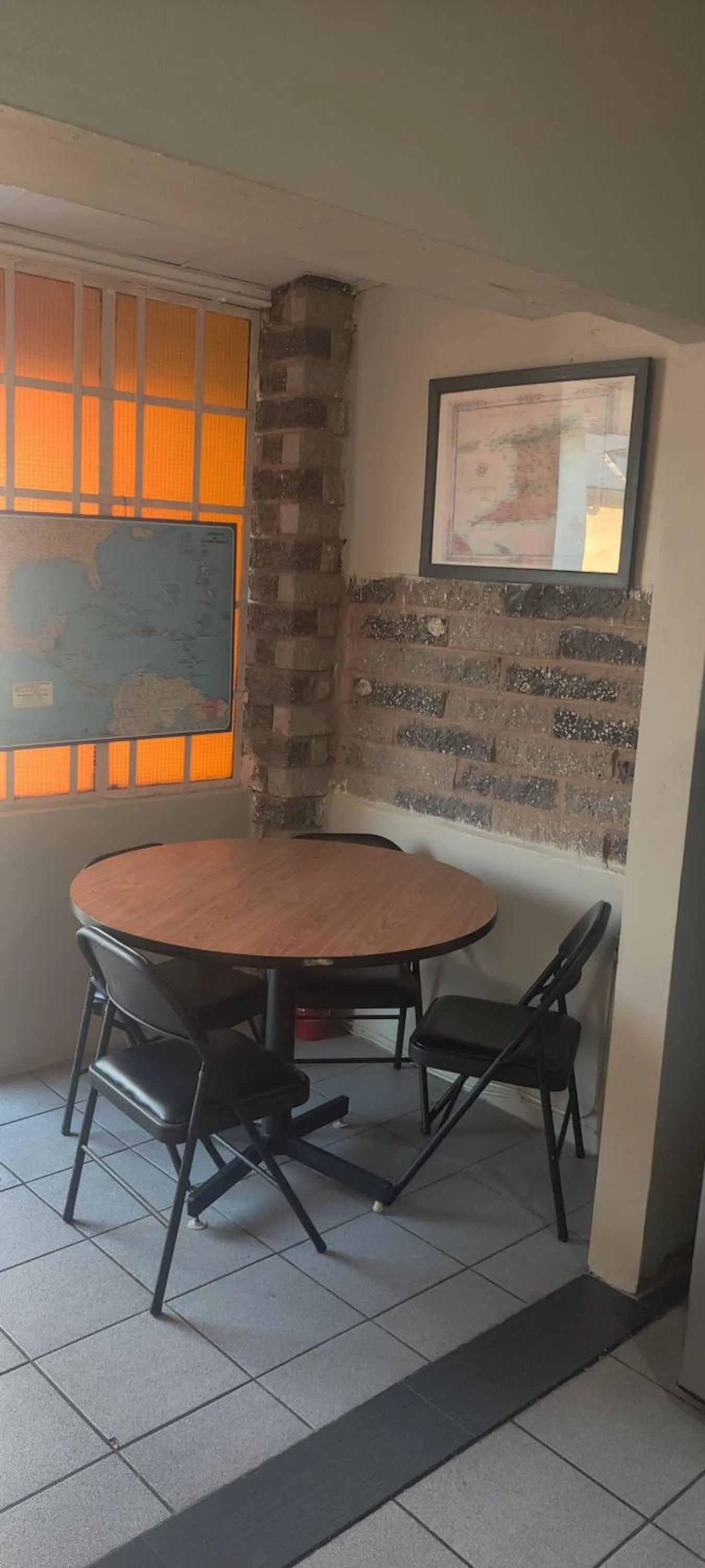 Communal lounge/ TV room in Woodbrook on the Avenue