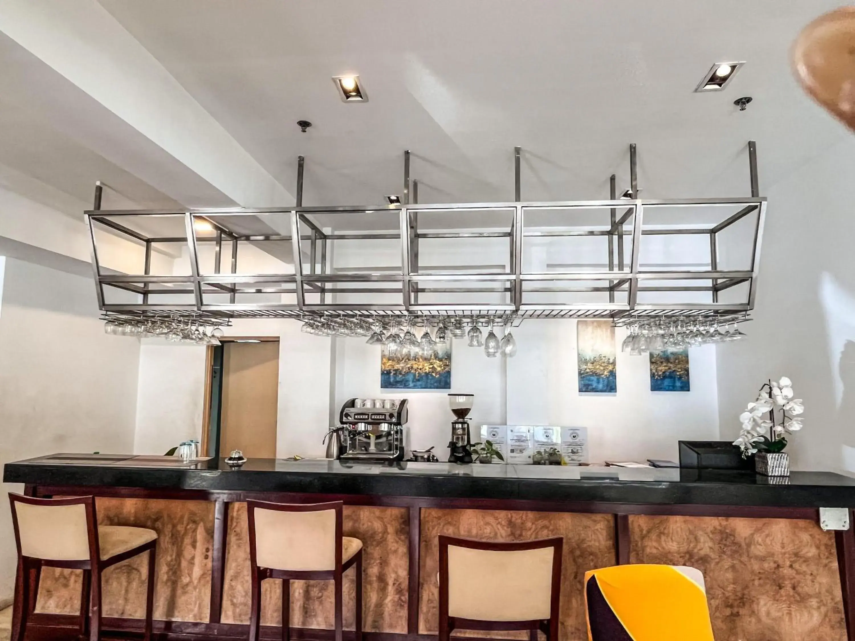 Lounge or bar in Cebu Grand Hotel Lounge or bar in Cebu Grand Hotel