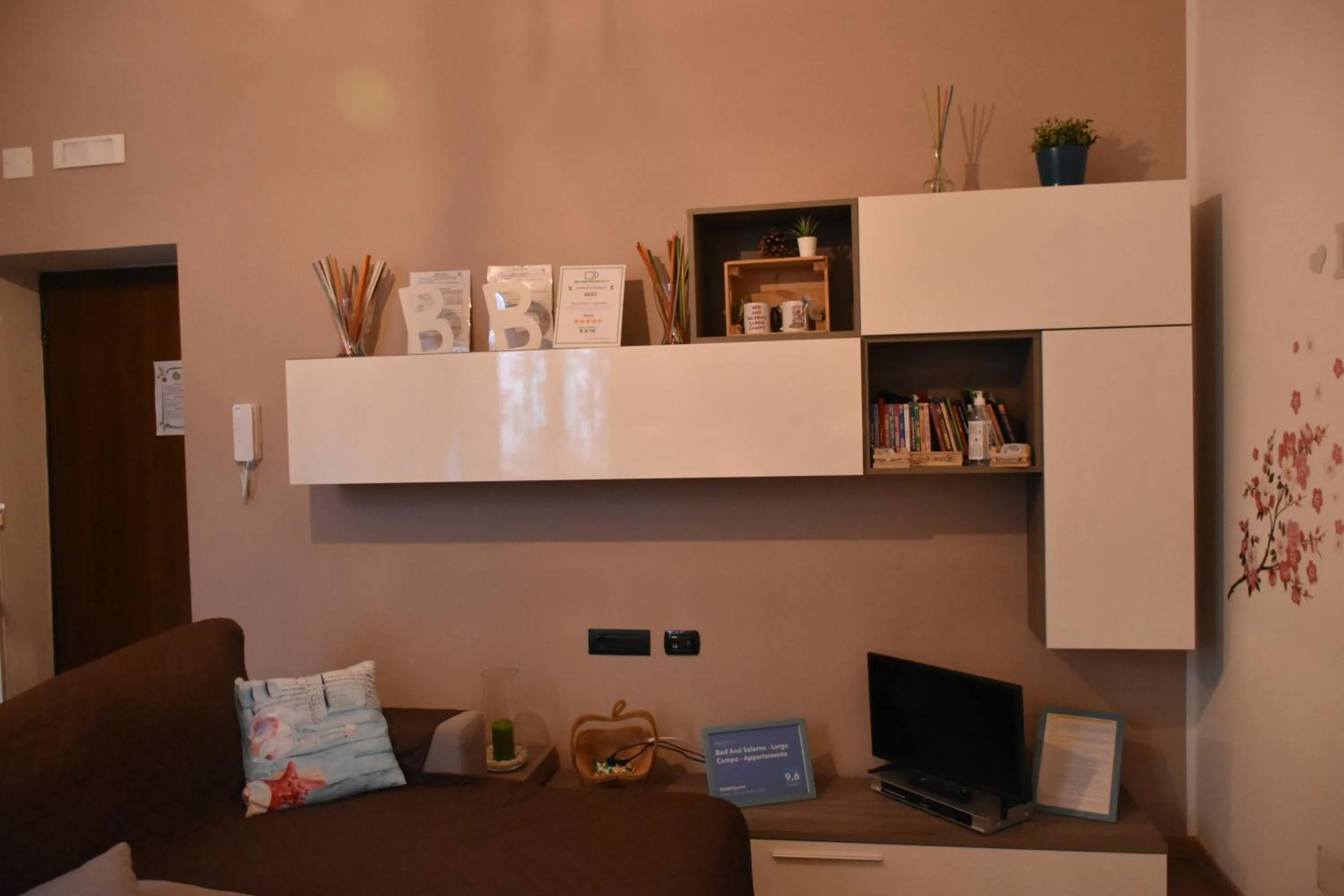 Seating area in Bed And Salerno - Largo Campo - Appartamento