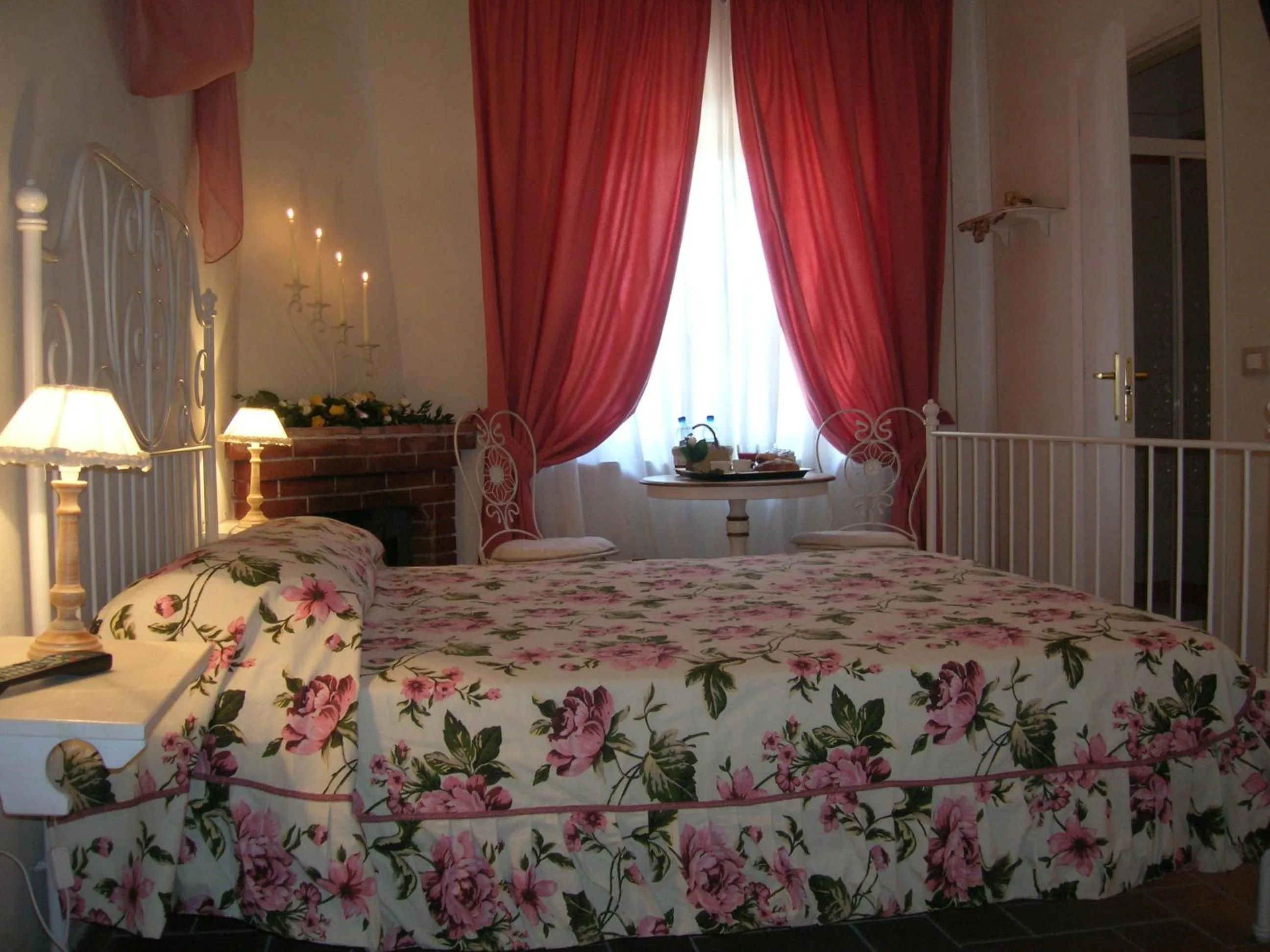 Bedroom, Bed in B&B Il Moscondoro